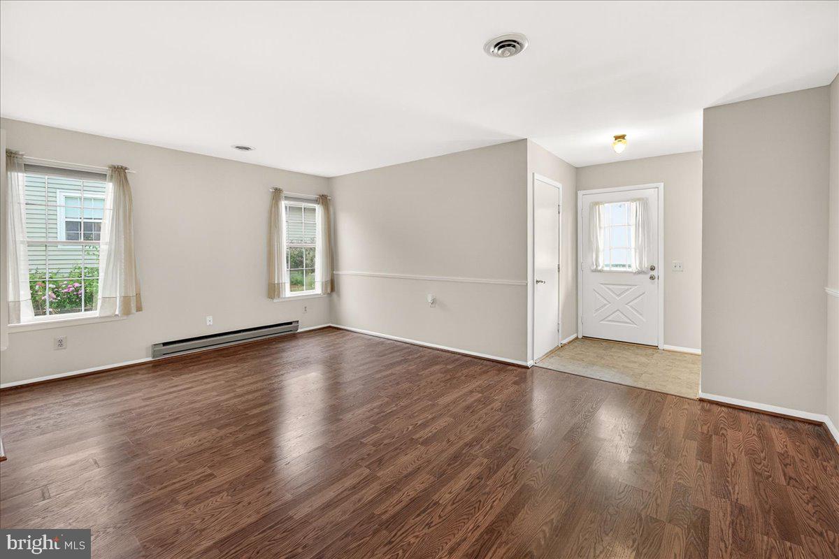 CRESTWOOD VILLAGE - Residential