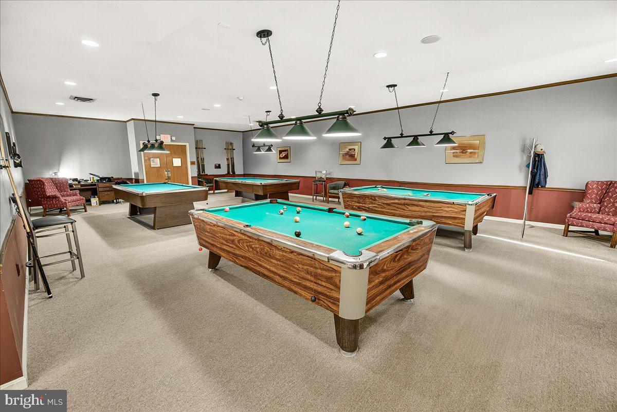 CRESTWOOD VILLAGE - Residential