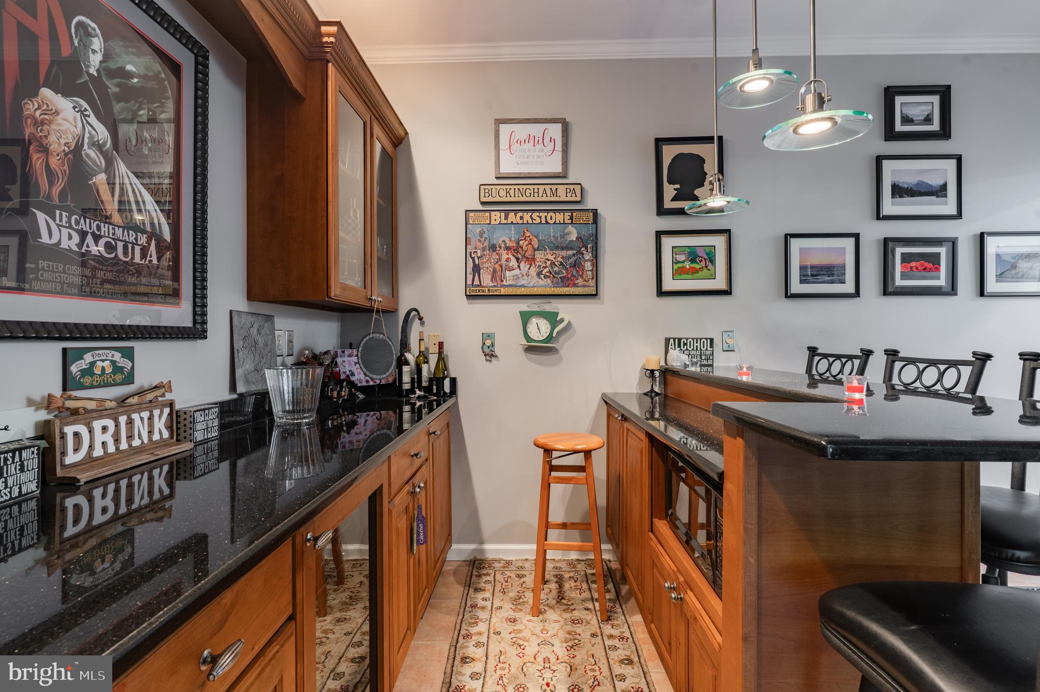 HUNTERS RUN - Residential