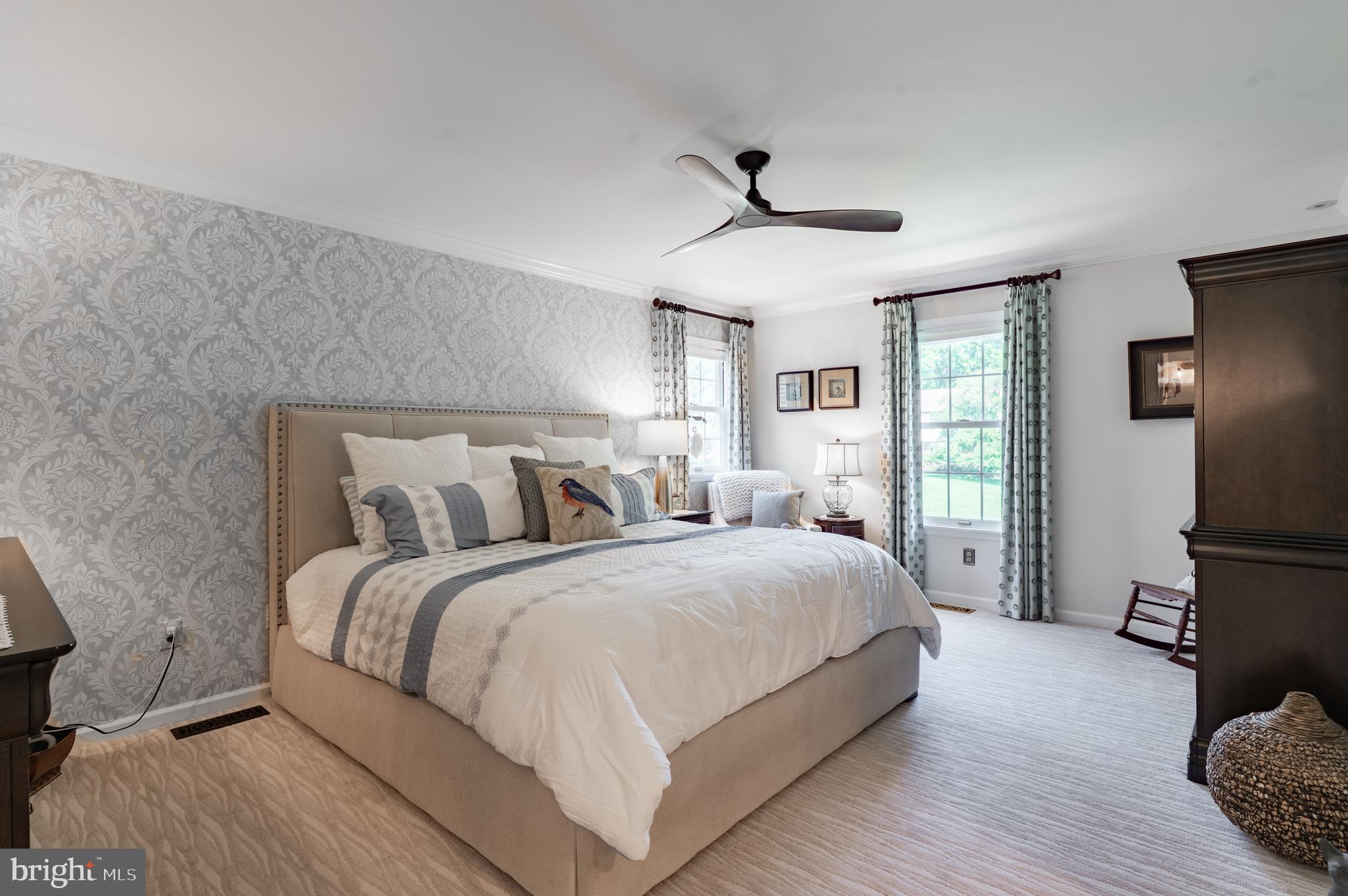 HUNTERS RUN - Residential