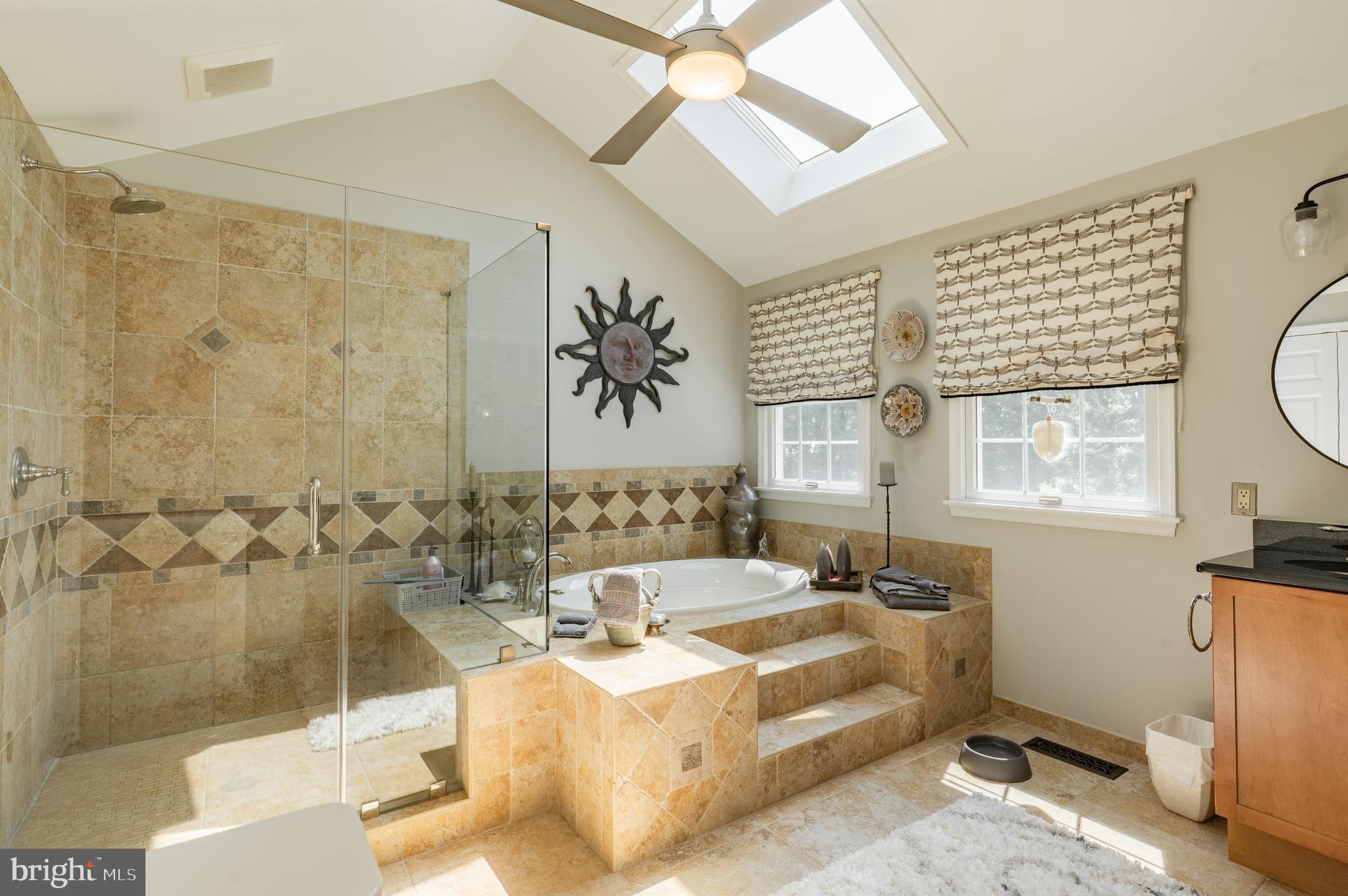 HUNTERS RUN - Residential