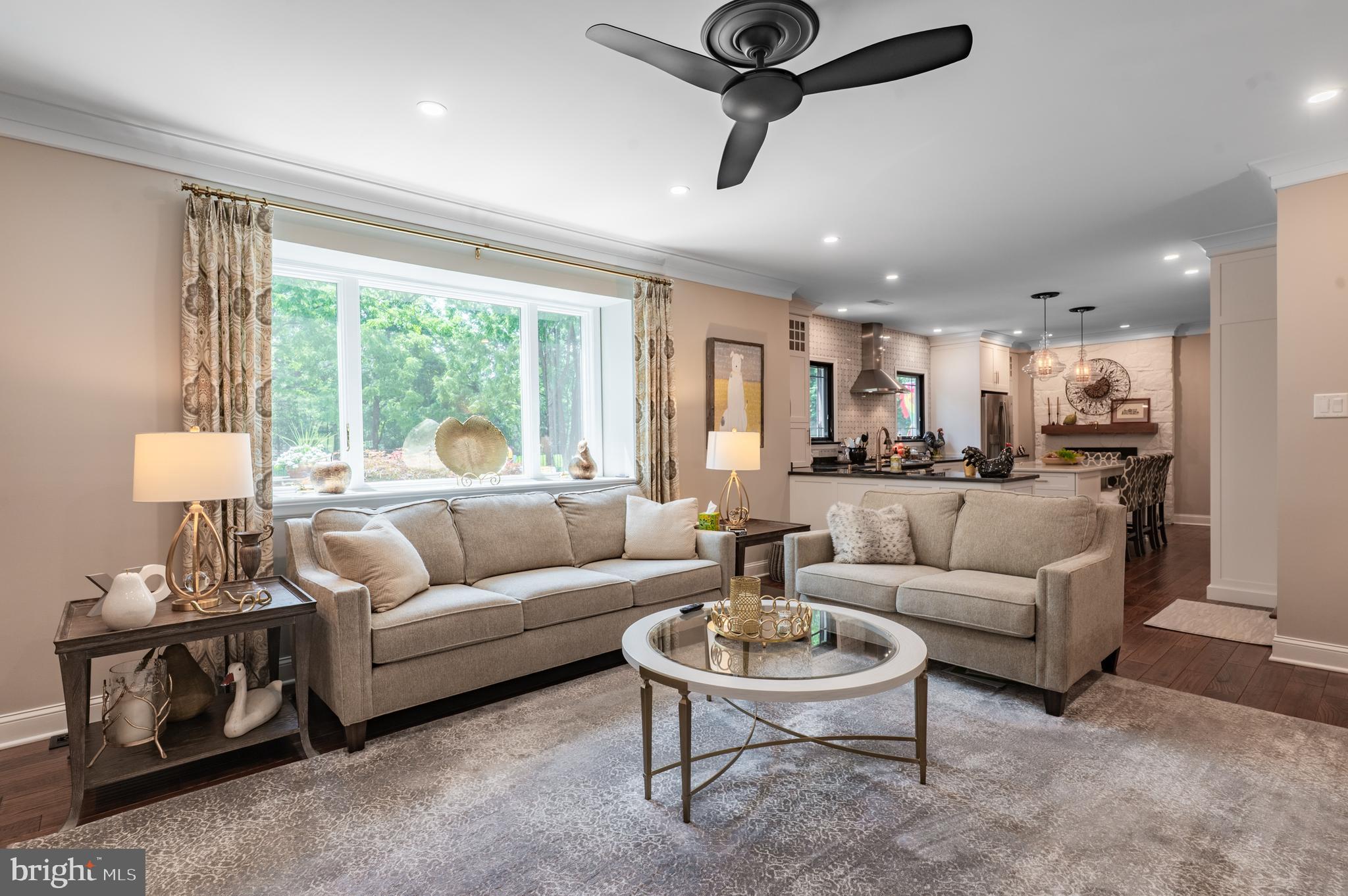 HUNTERS RUN - Residential