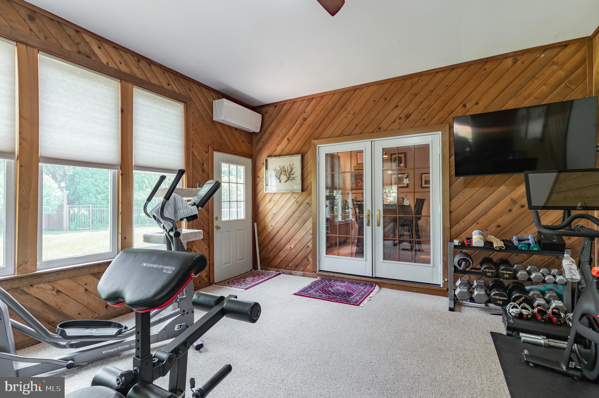 HUNTERS RUN - Residential