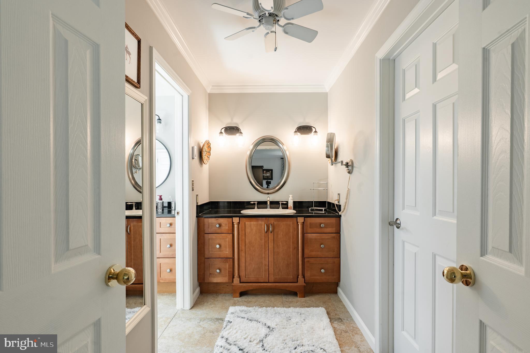 HUNTERS RUN - Residential