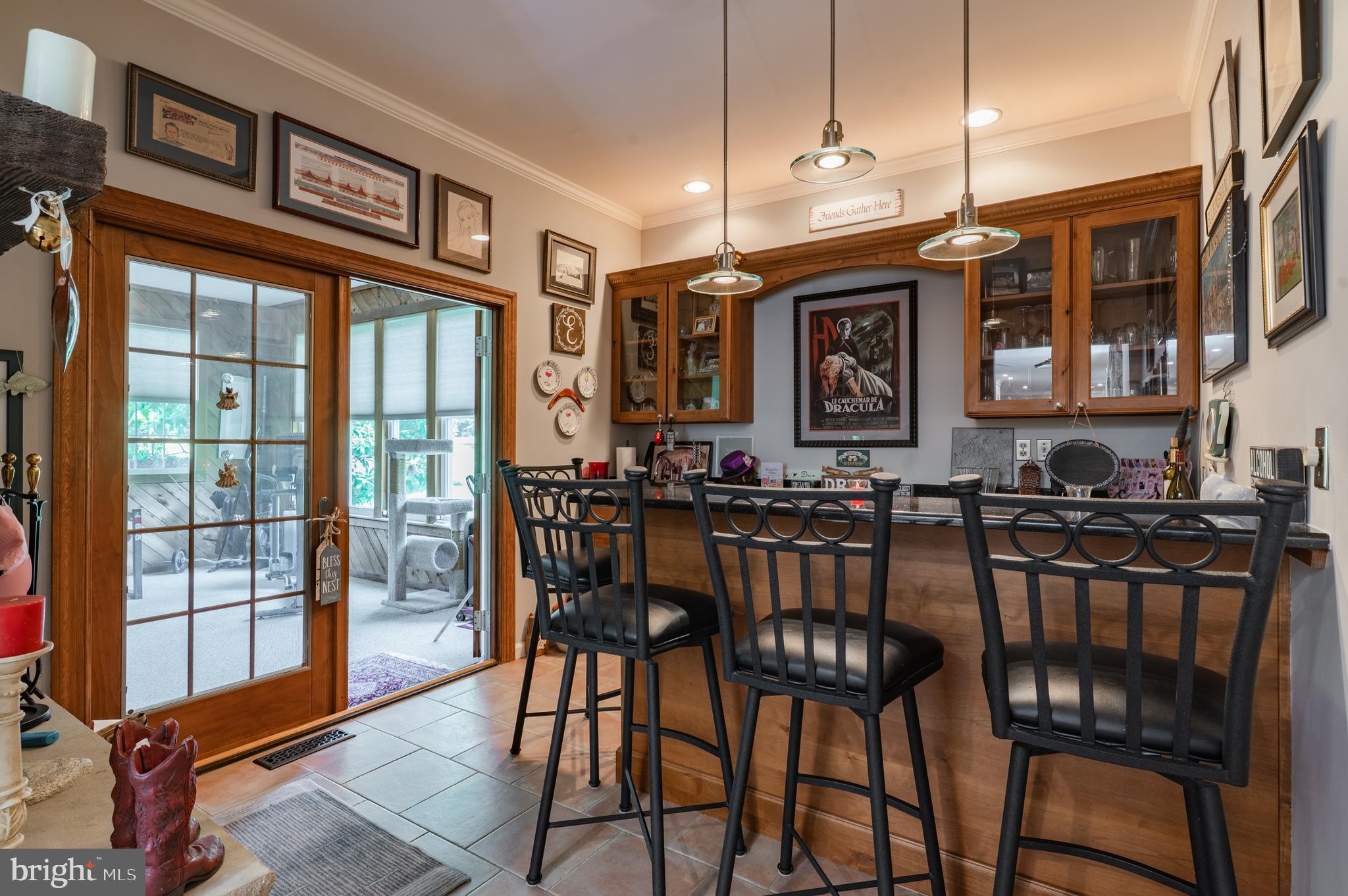 HUNTERS RUN - Residential