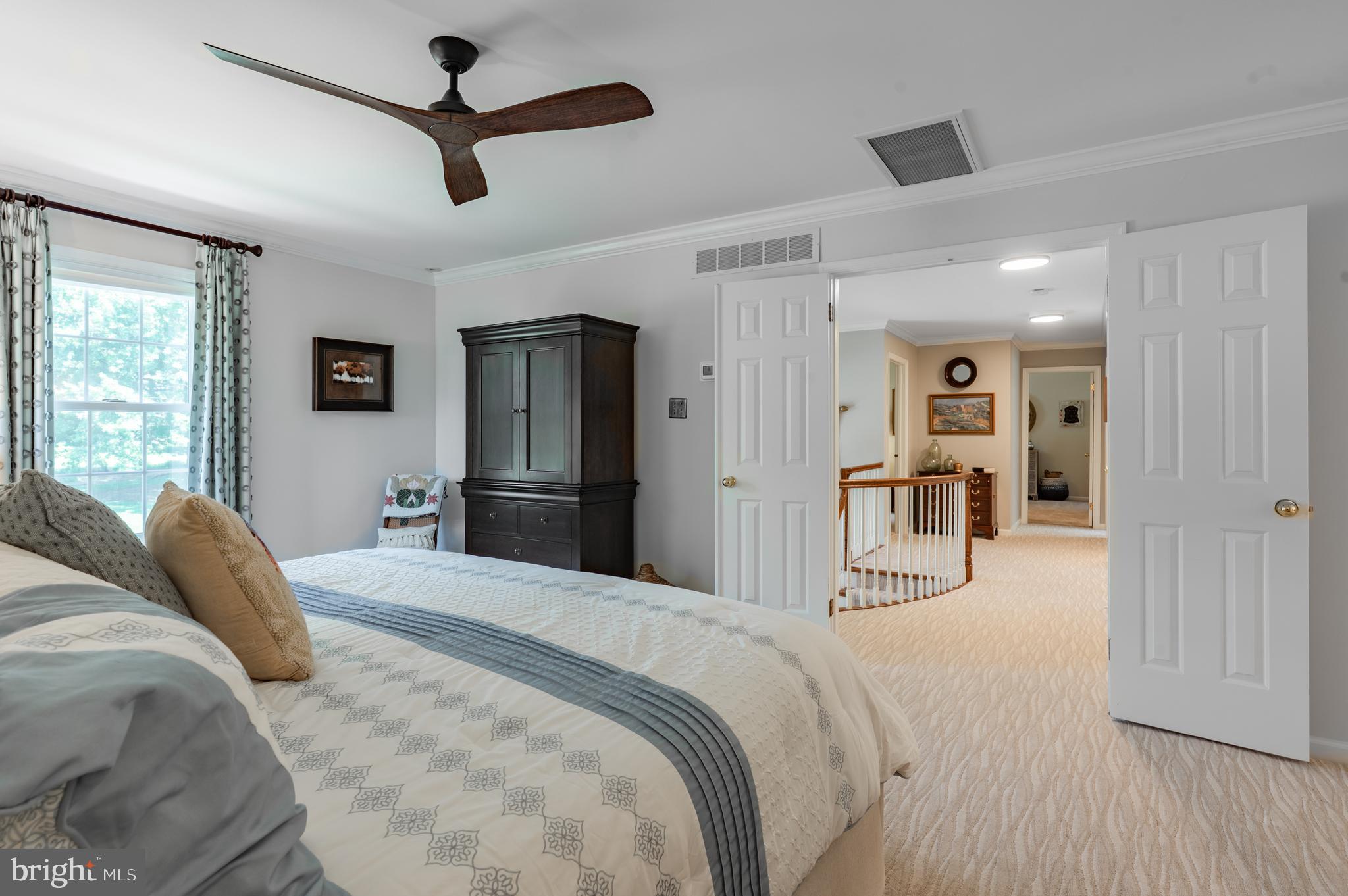 HUNTERS RUN - Residential