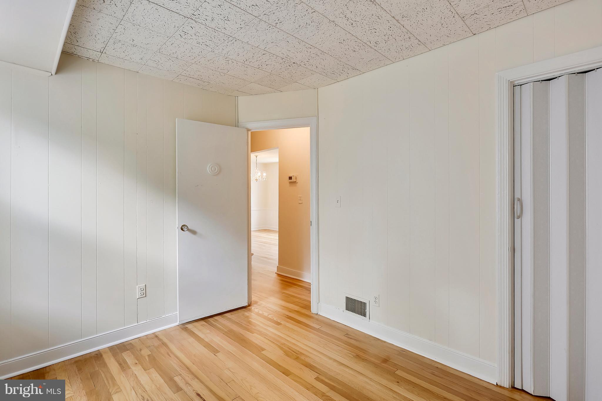 GLENMONT FOREST - Residential