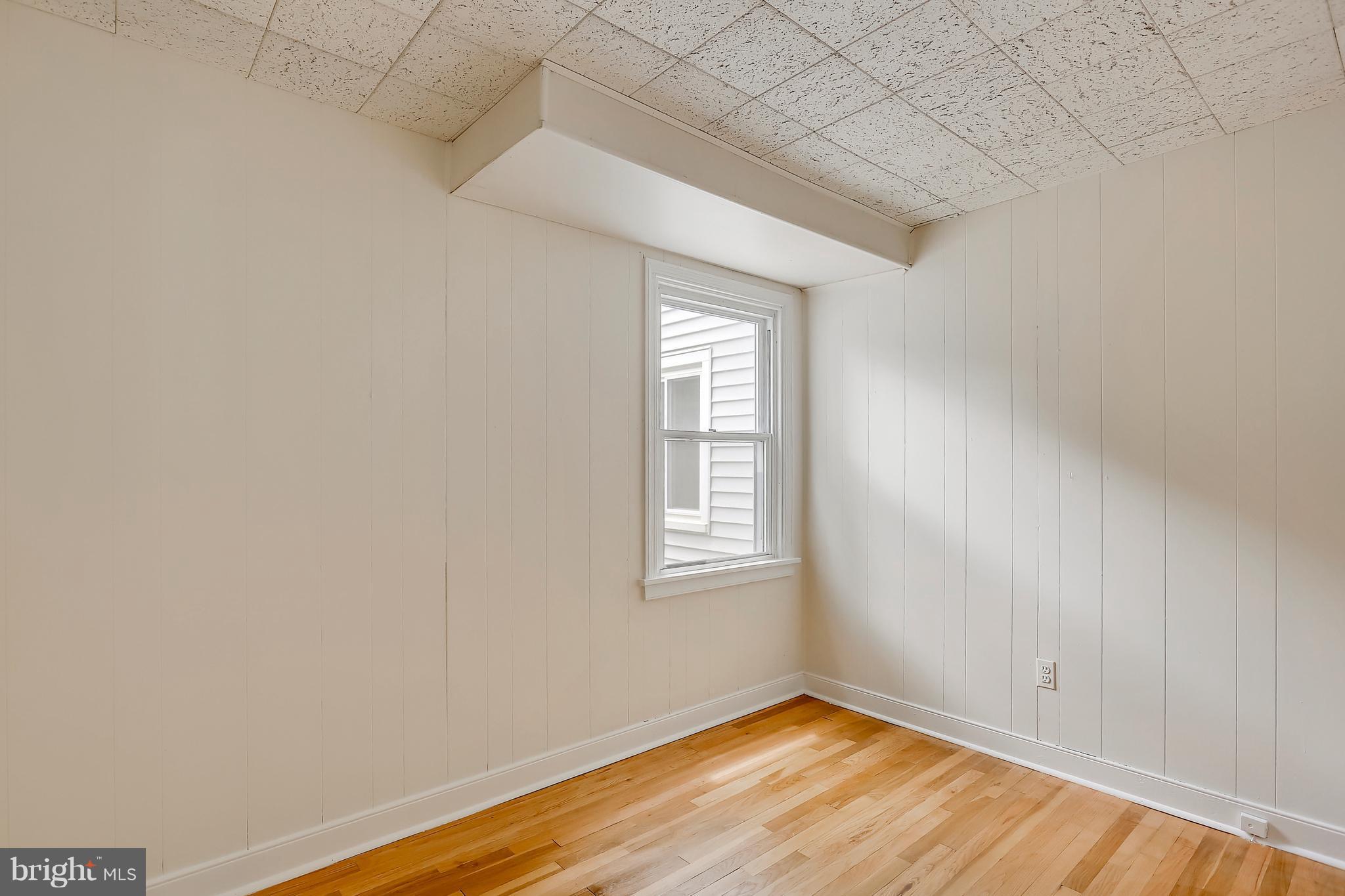 GLENMONT FOREST - Residential