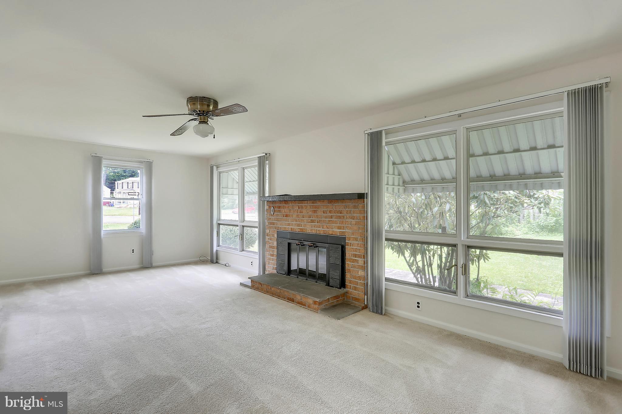 GLENMONT FOREST - Residential