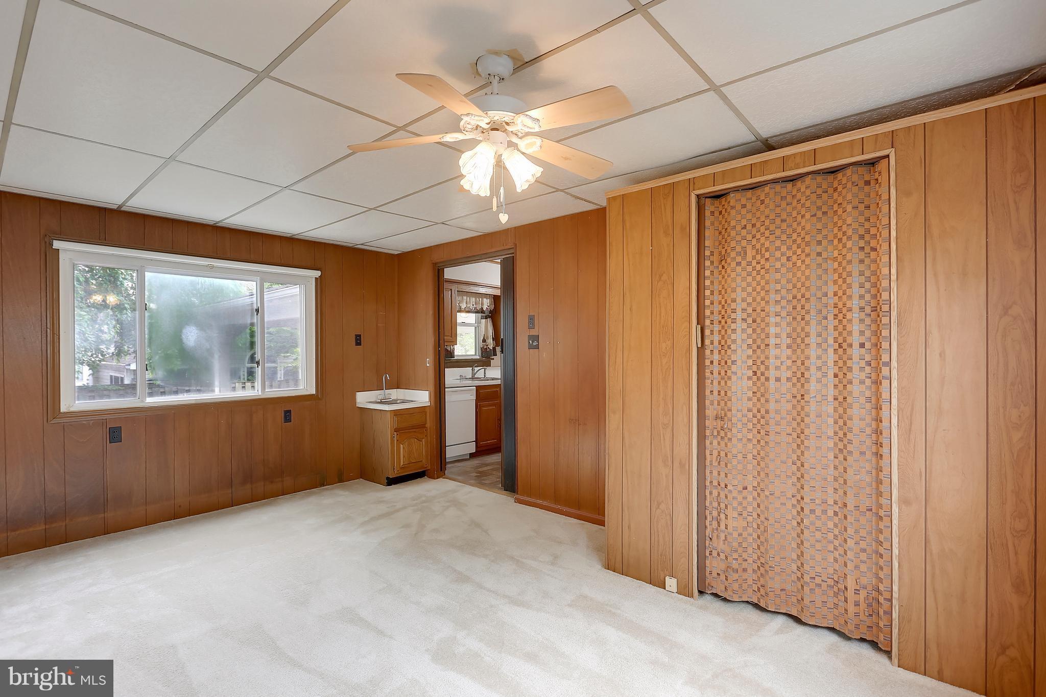 GLENMONT FOREST - Residential