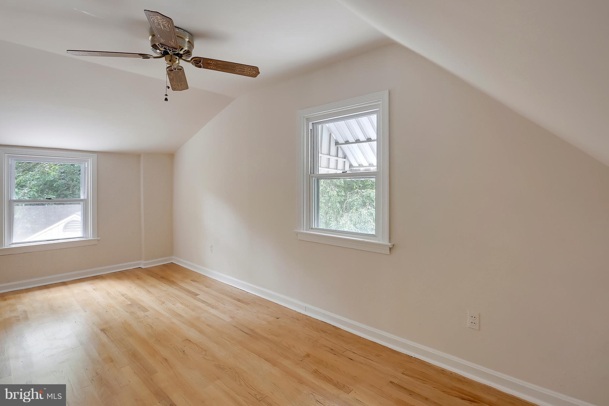 GLENMONT FOREST - Residential