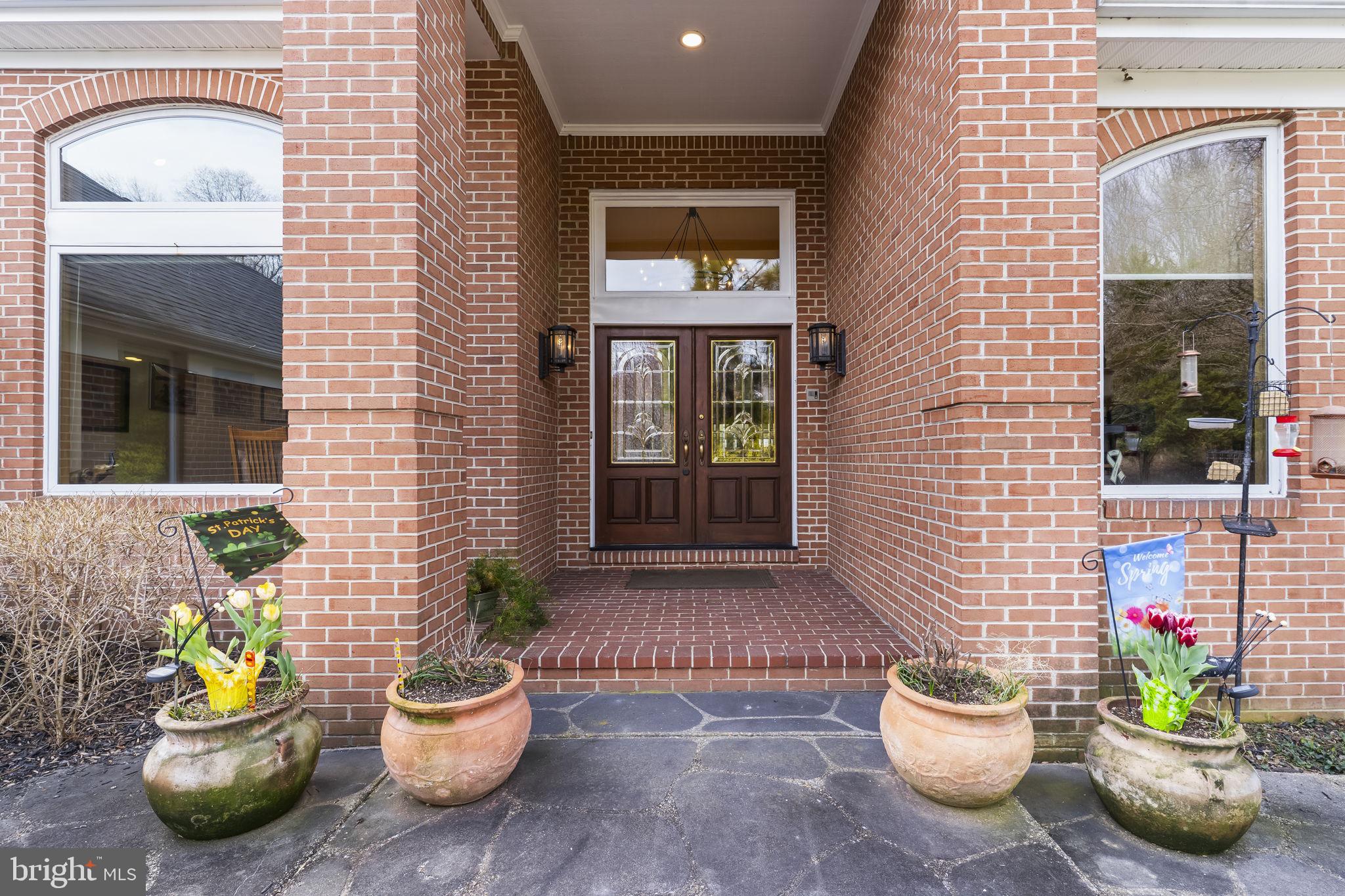 OLD SOUTH COUNTRY CLUB - Residential