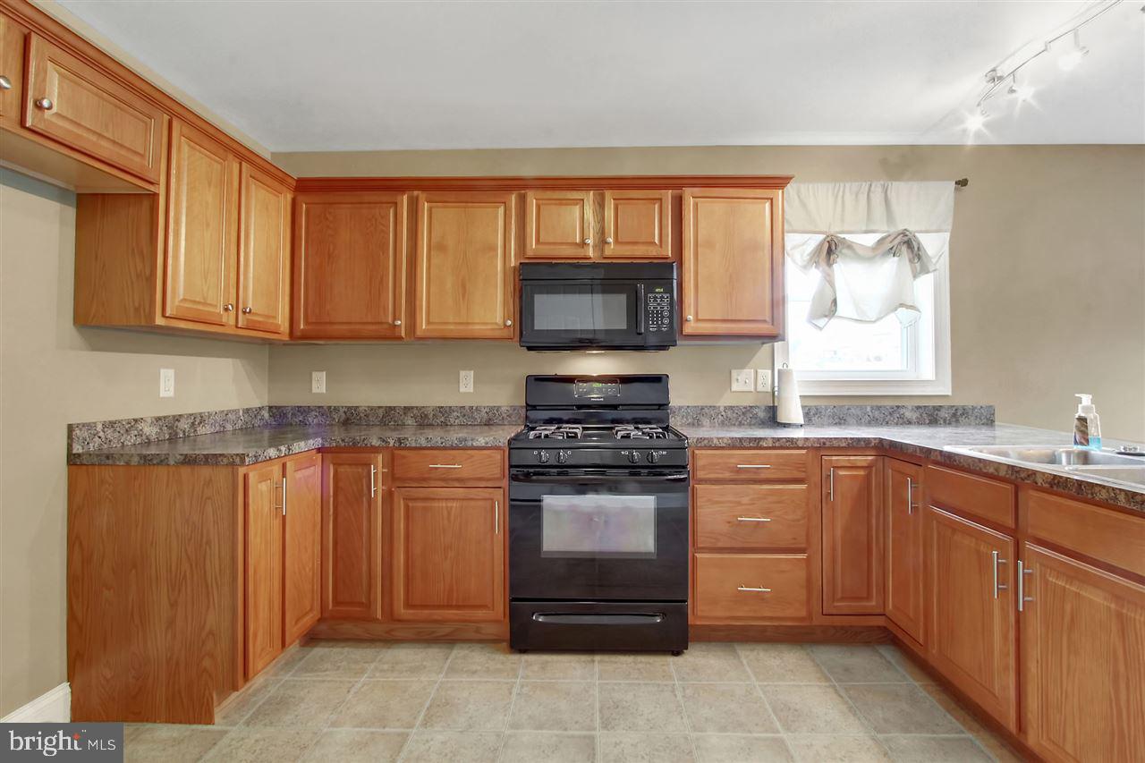 STONEGATE COMMONS - Residential