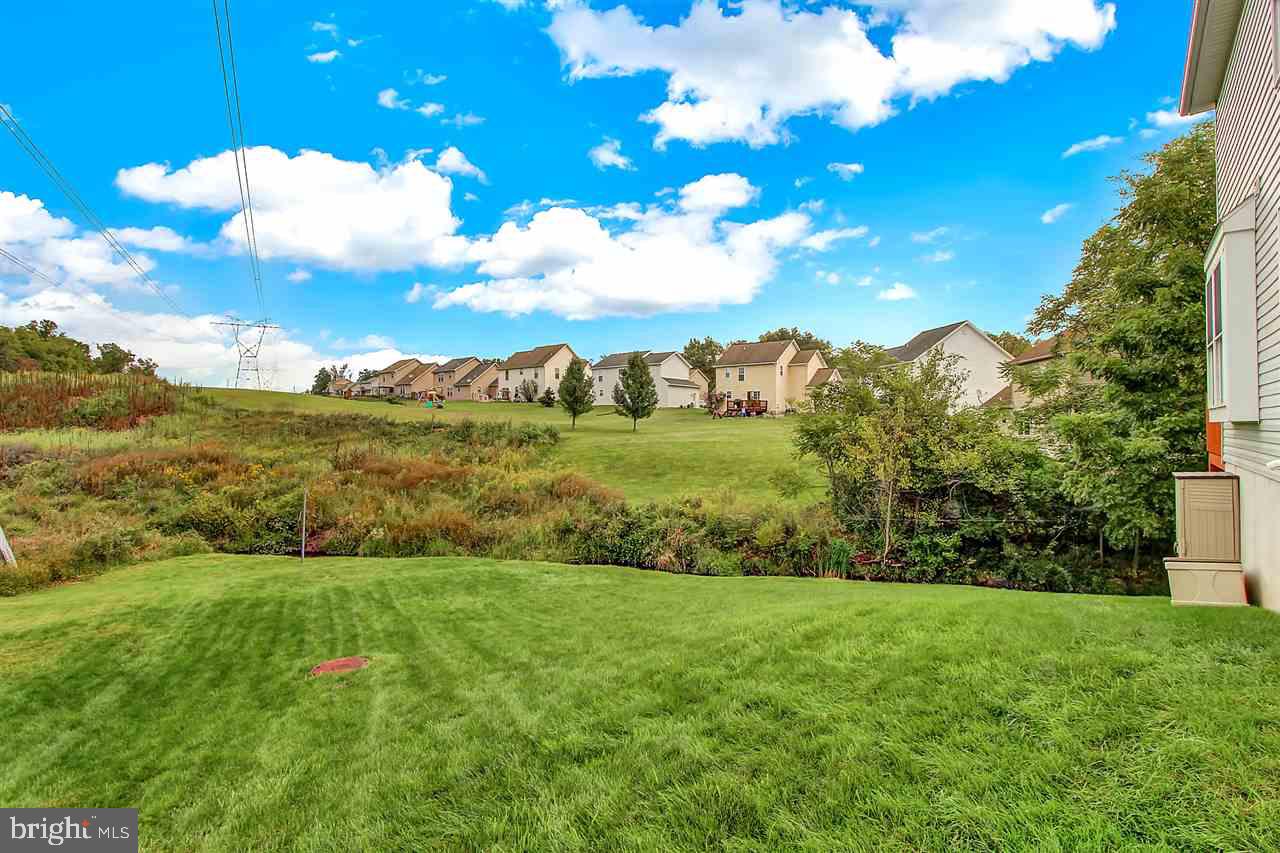 STONEGATE COMMONS - Residential