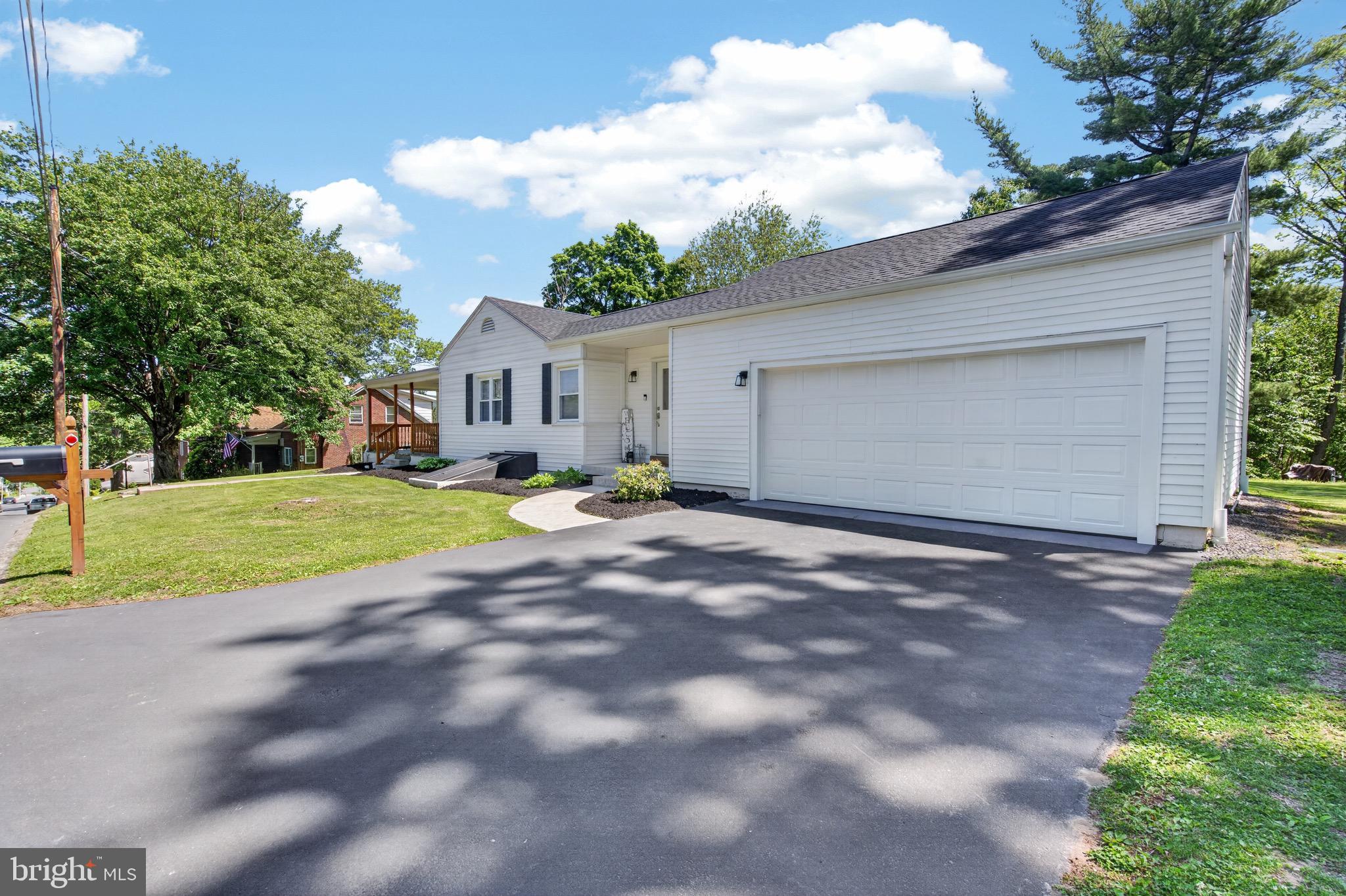 SCHUYLKILL HAVEN - Residential