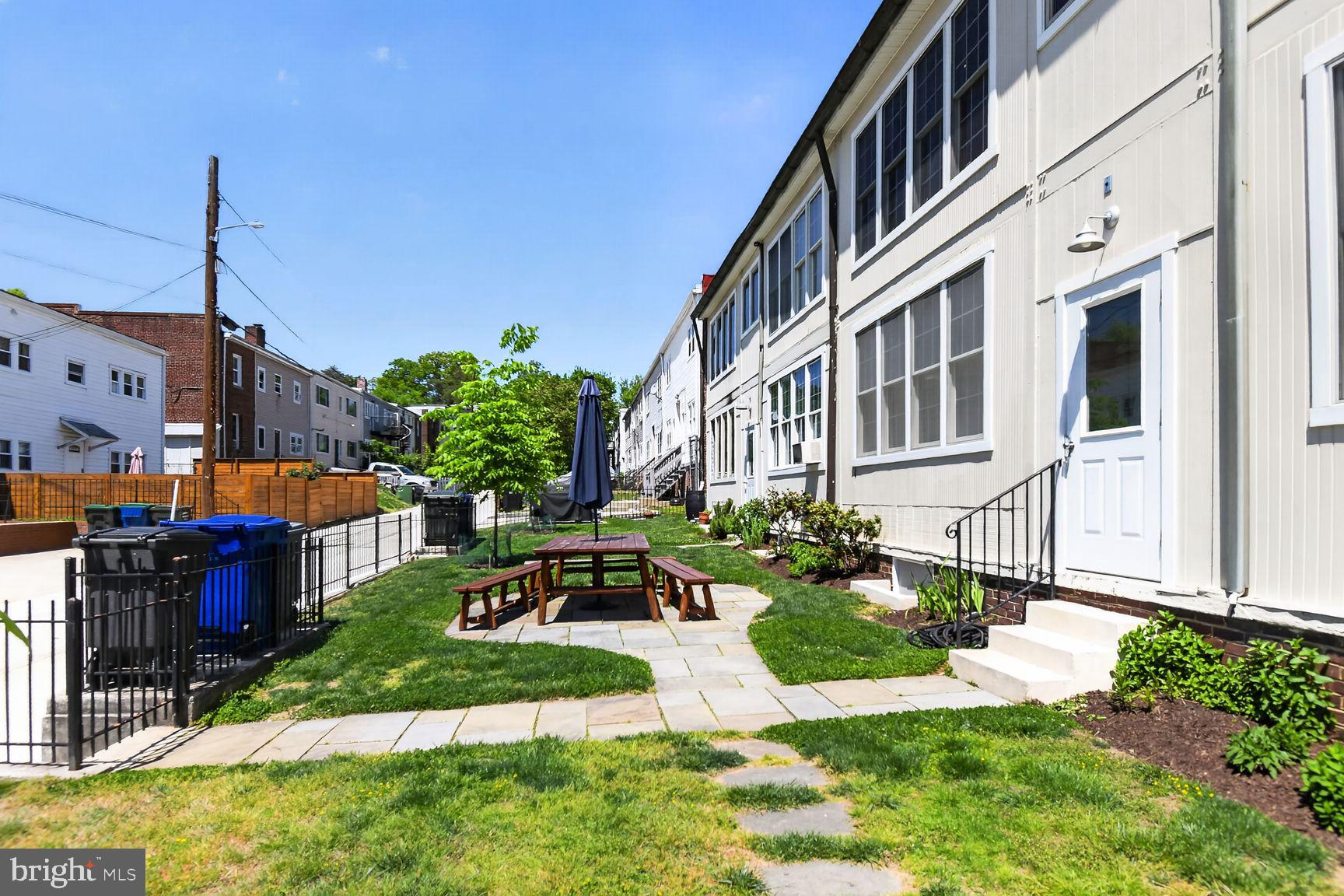 BROOKLAND - Residential