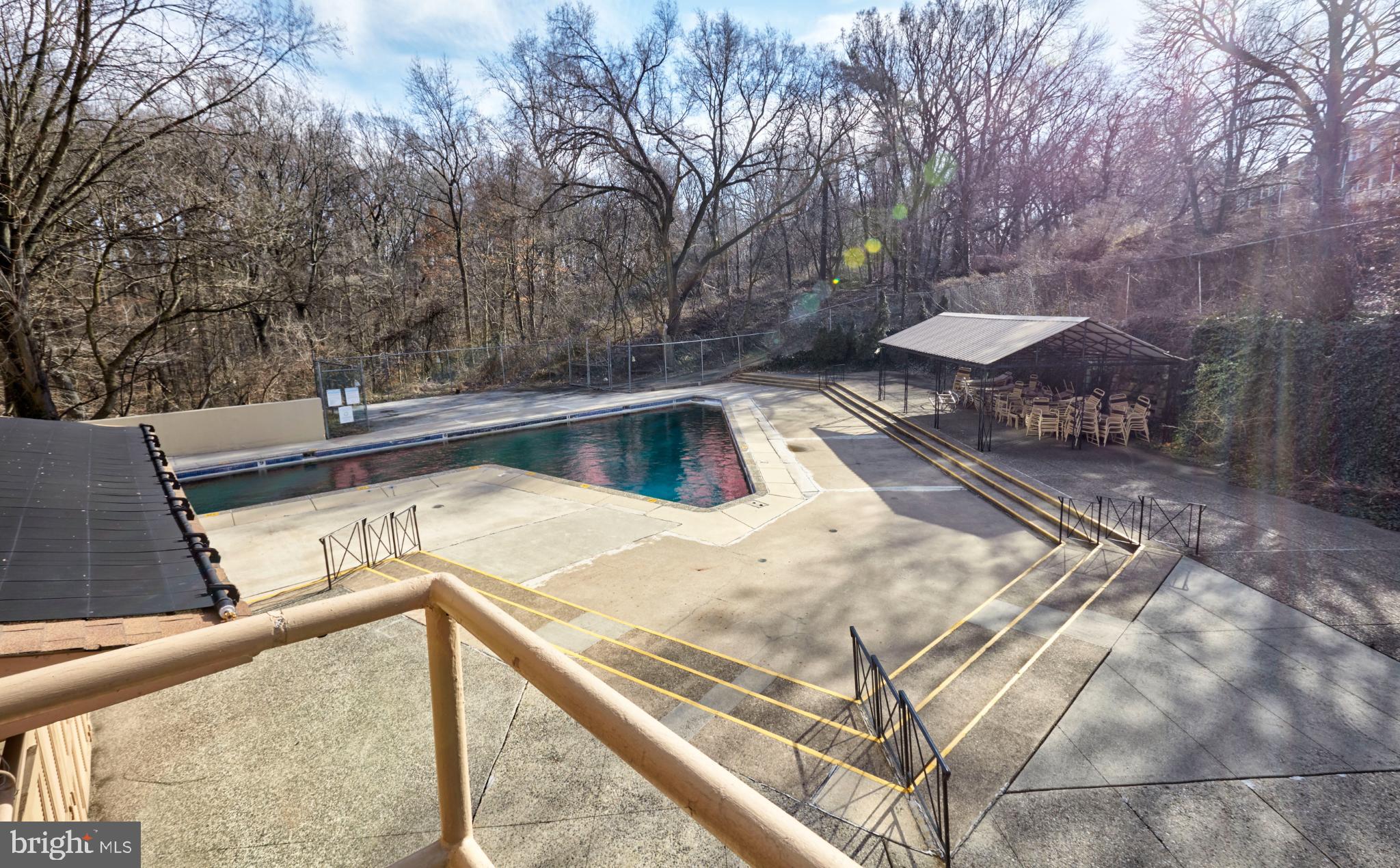 WYNNEFIELD HEIGHTS - Residential