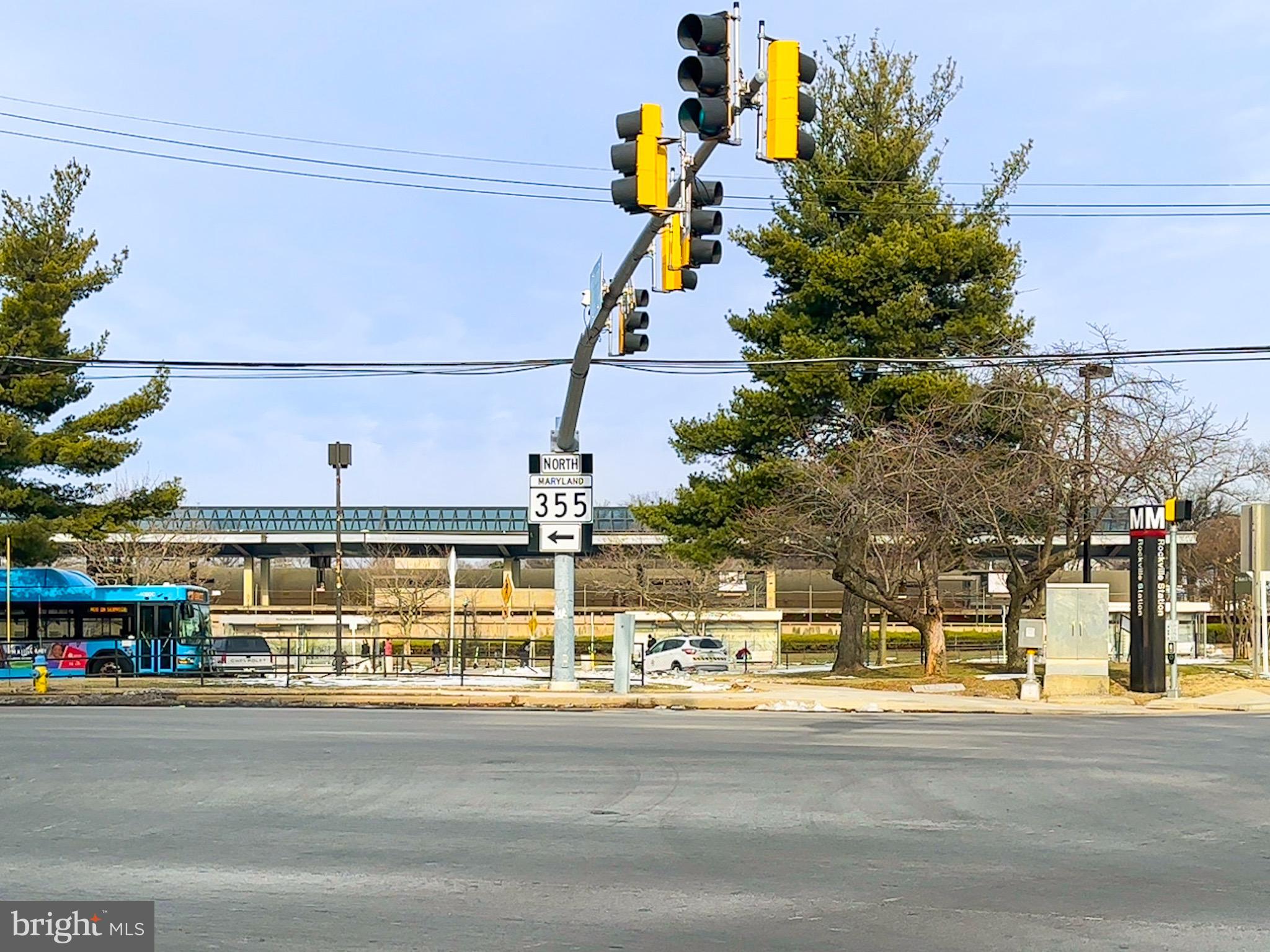 AMERICANA CENTRE - Residential Lease