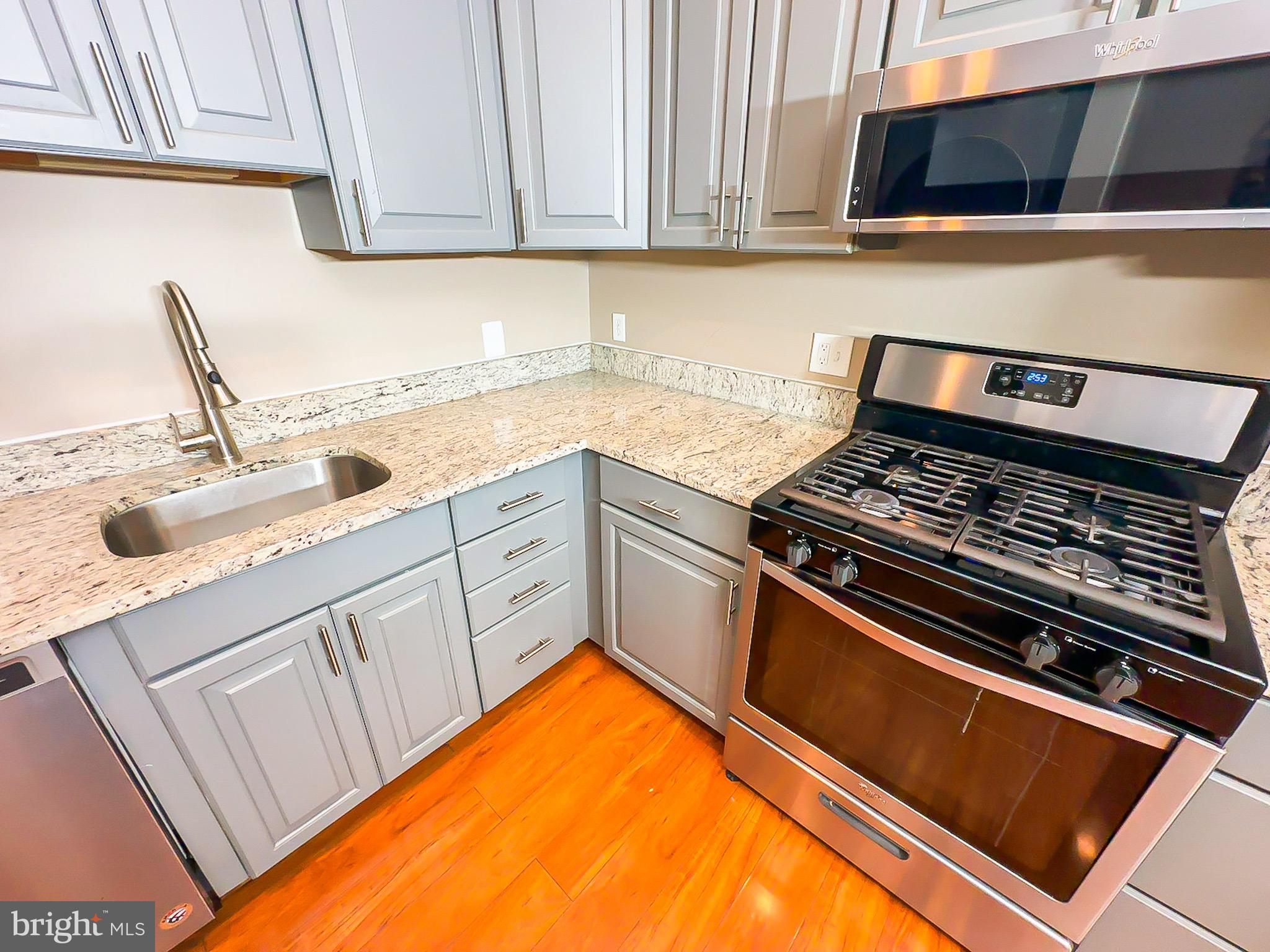 AMERICANA CENTRE - Residential Lease