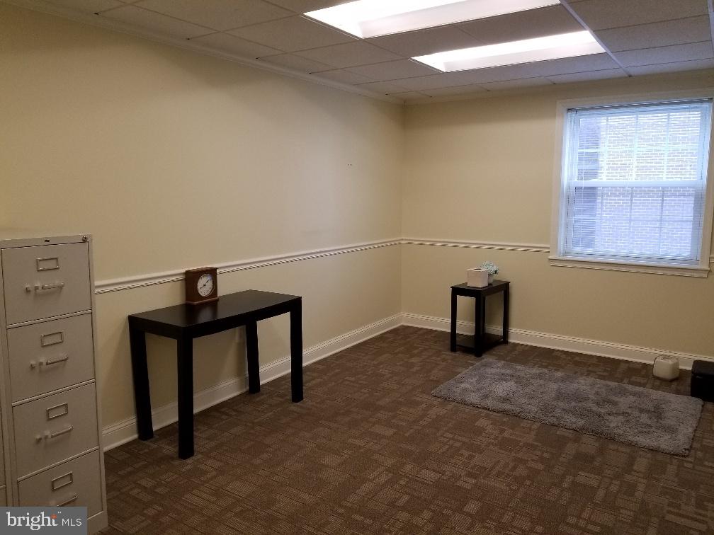 CITY OF FAIRFAX - Commercial Lease