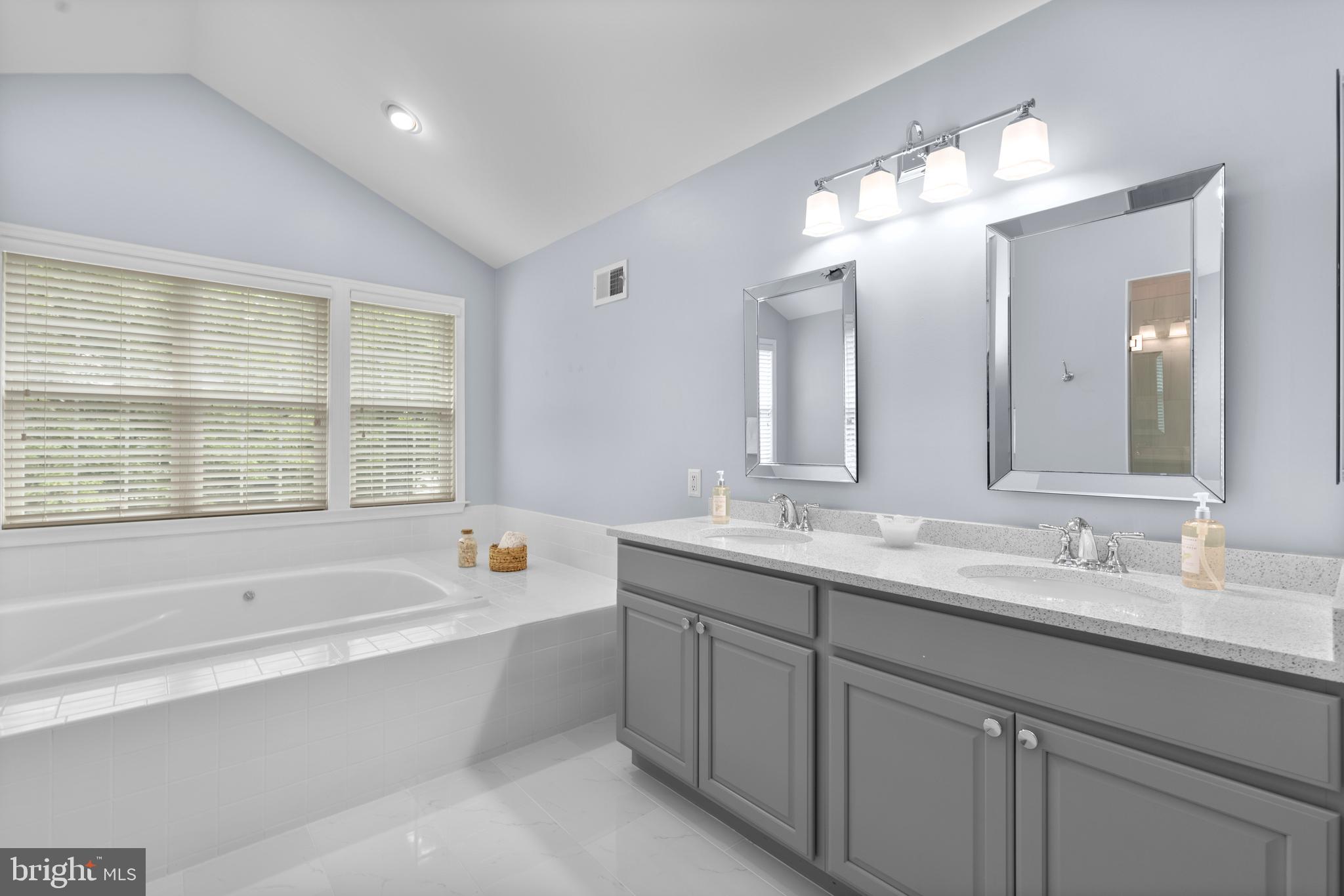 VILLAGE OF RIVER HILL - Residential
