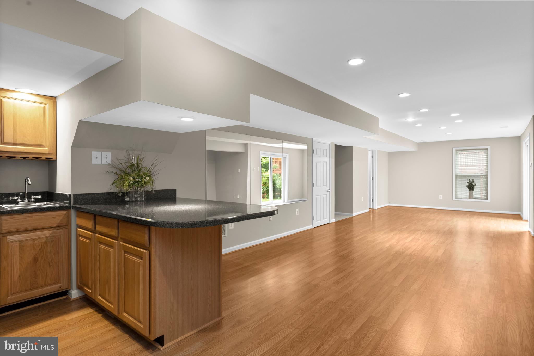 VILLAGE OF RIVER HILL - Residential