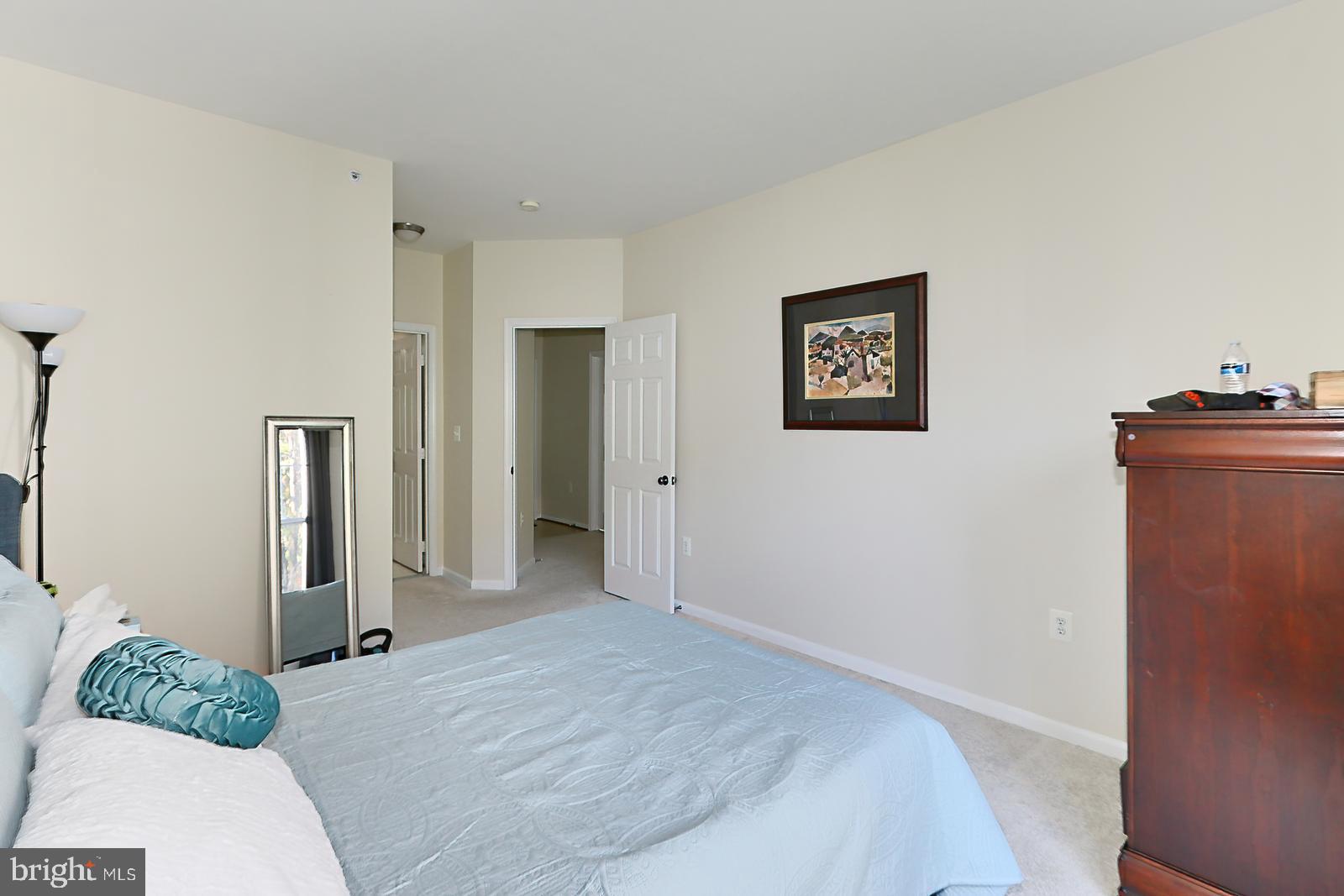 NORTH POINT VILLAS - Residential