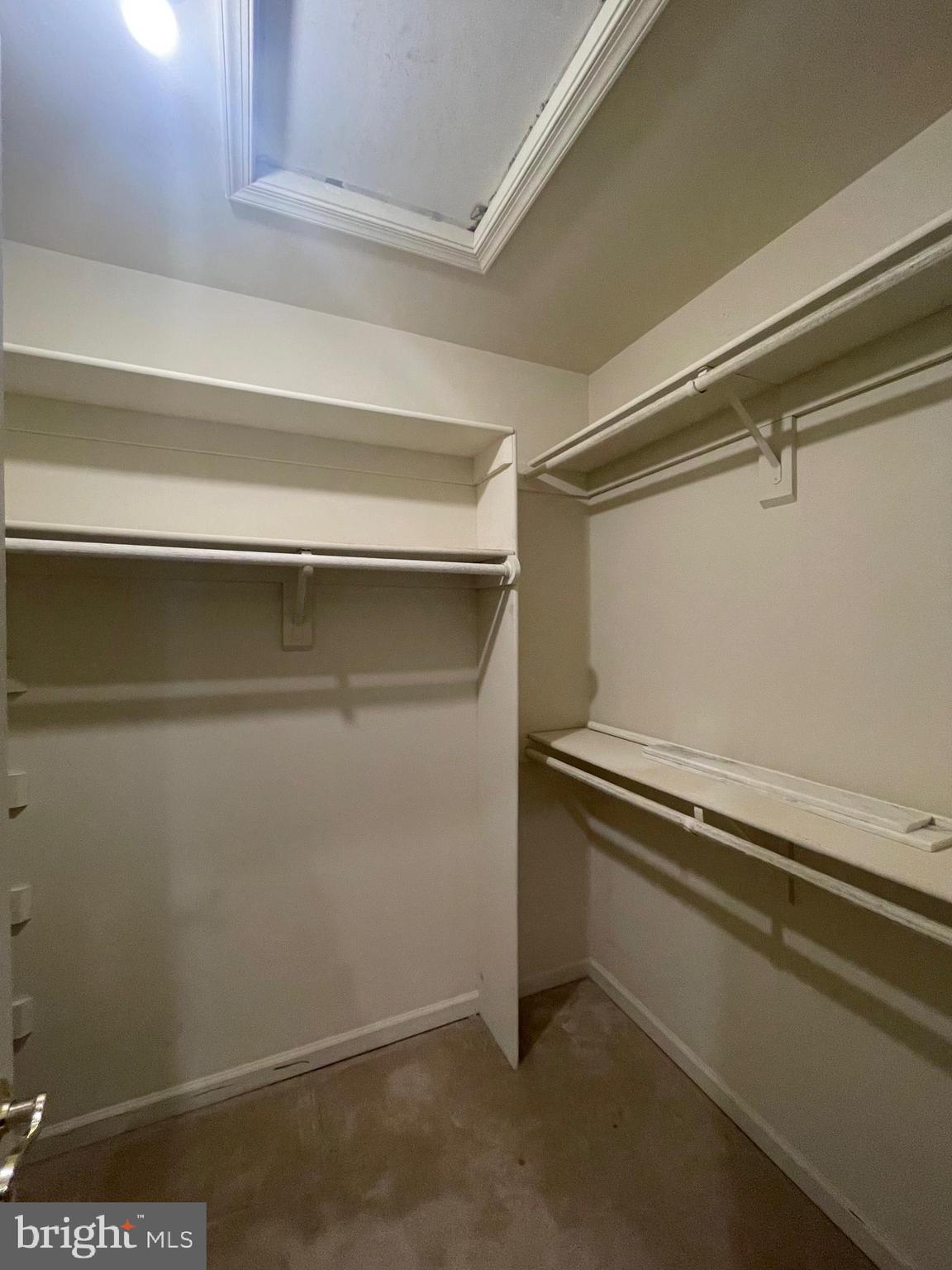FAIR WOODS - Residential Lease