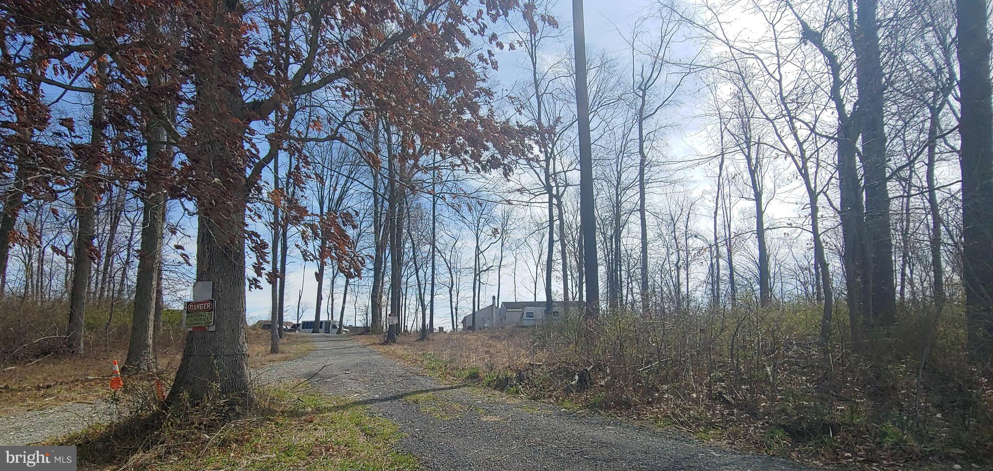 CHARLTON FARMS - Residential