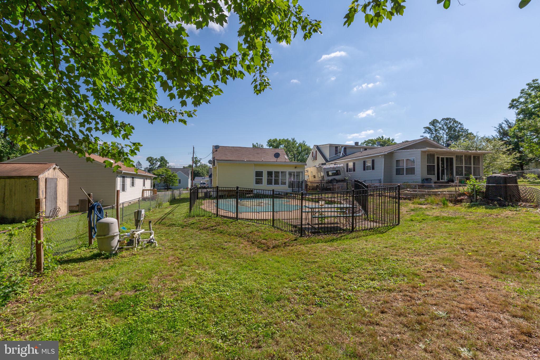 COTTAGE GREEN - Residential