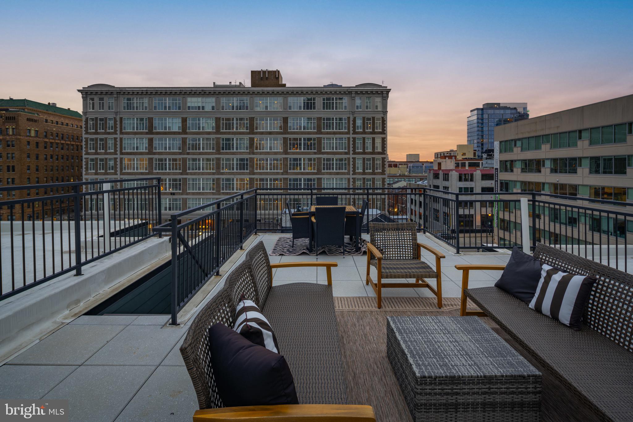 RITTENHOUSE SQUARE - Residential