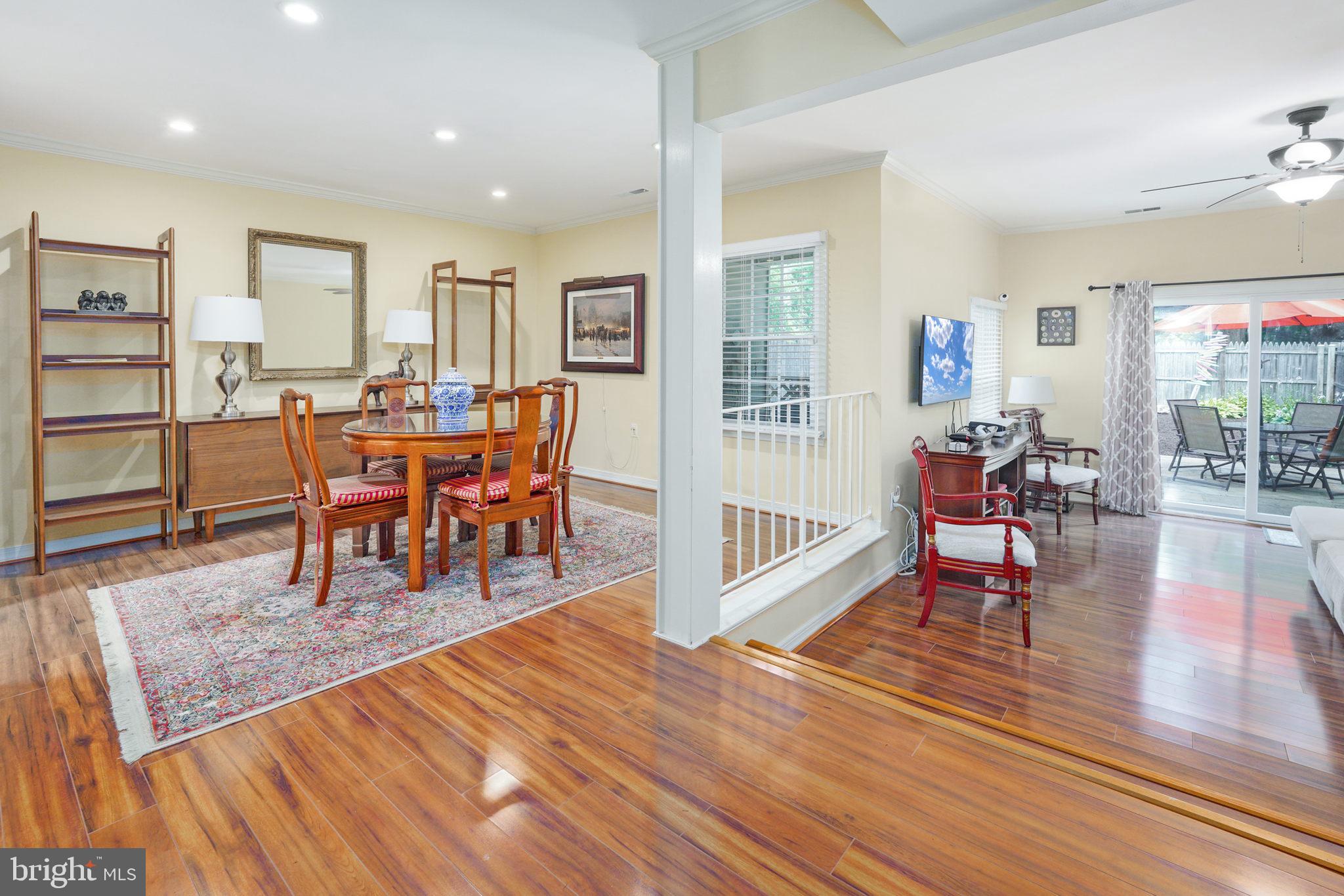 TOWNES OF MOOREFIELD - Residential