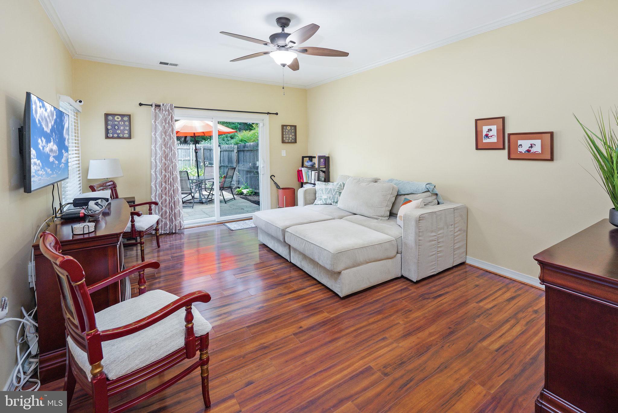 TOWNES OF MOOREFIELD - Residential