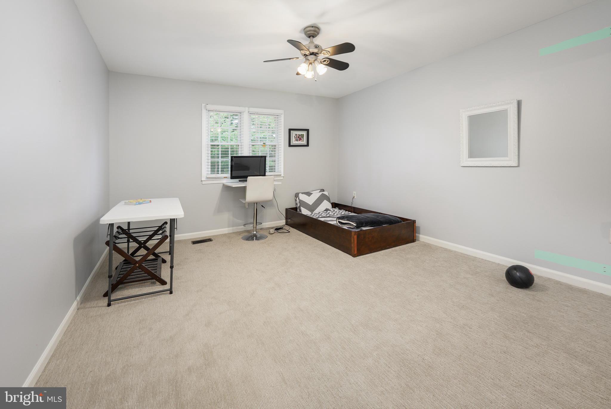 TOWNES OF MOOREFIELD - Residential