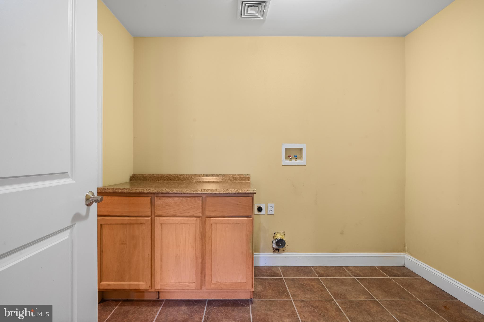 LAURELWOODS II - Residential