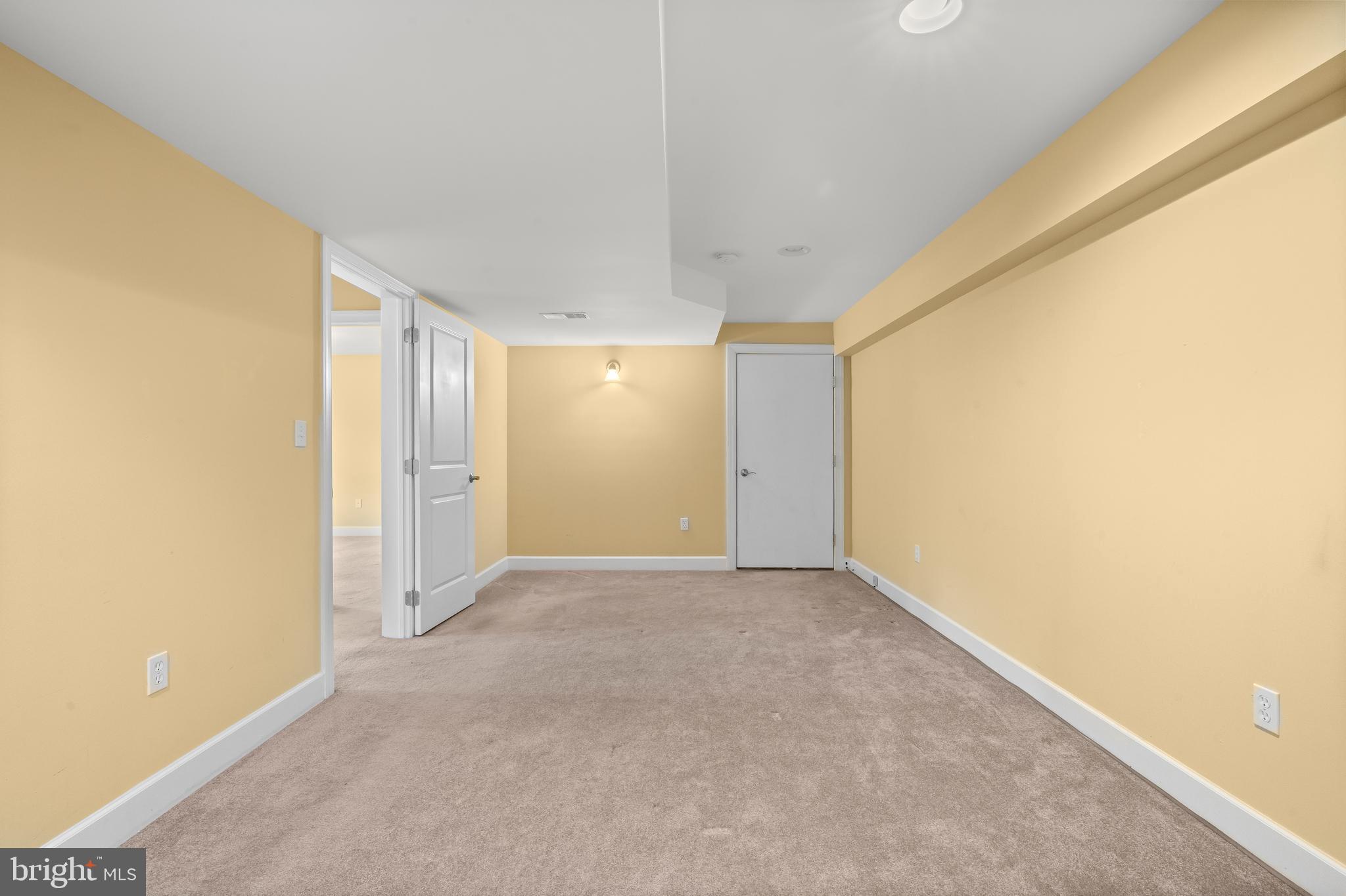 LAURELWOODS II - Residential