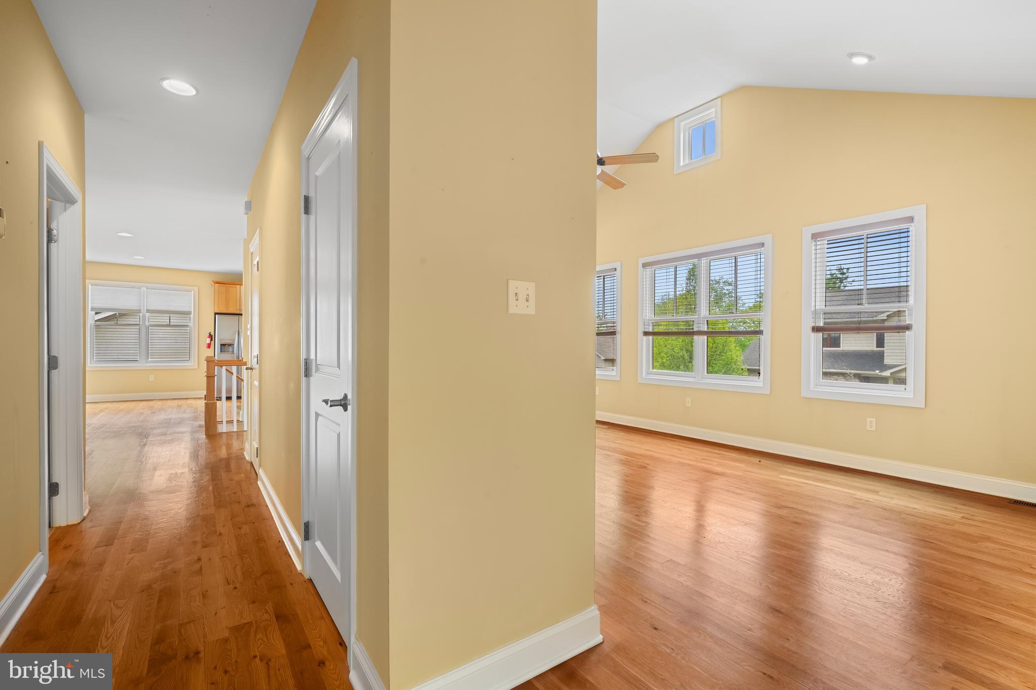 LAURELWOODS II - Residential