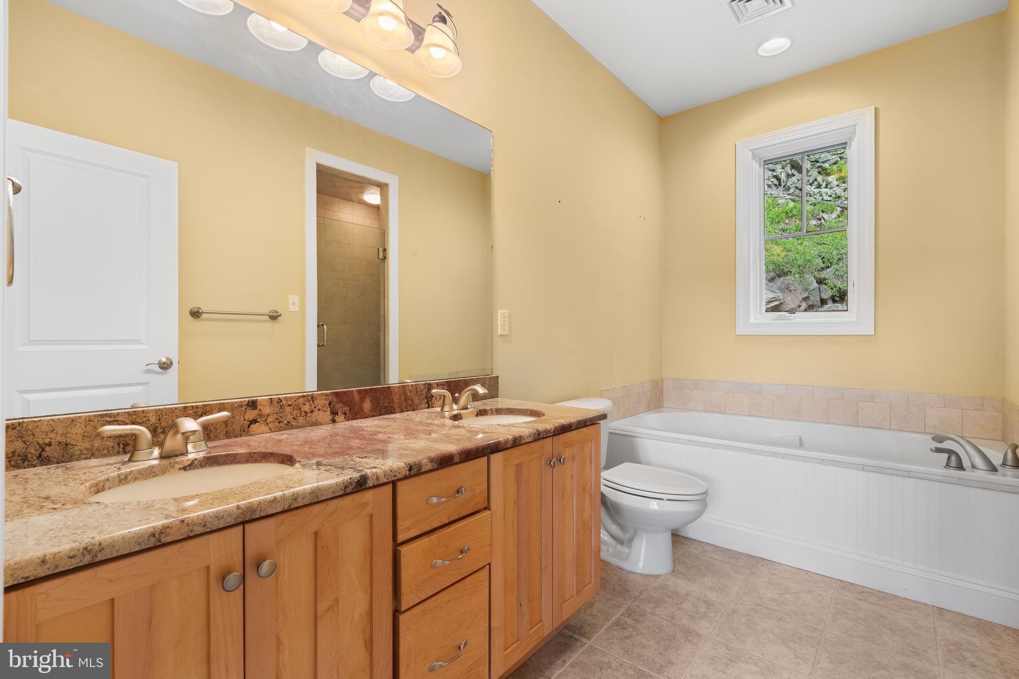 LAURELWOODS II - Residential