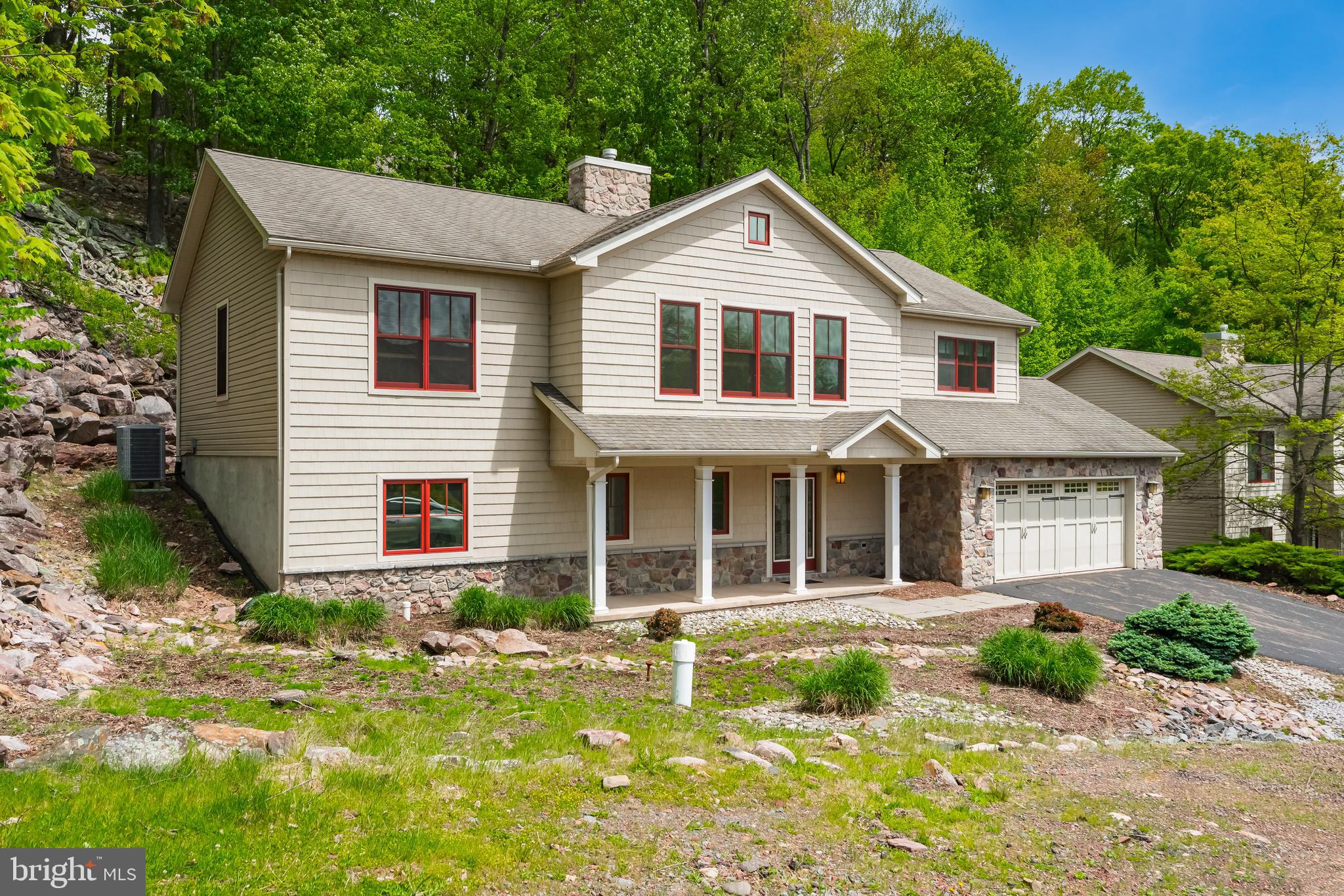 LAURELWOODS II - Residential