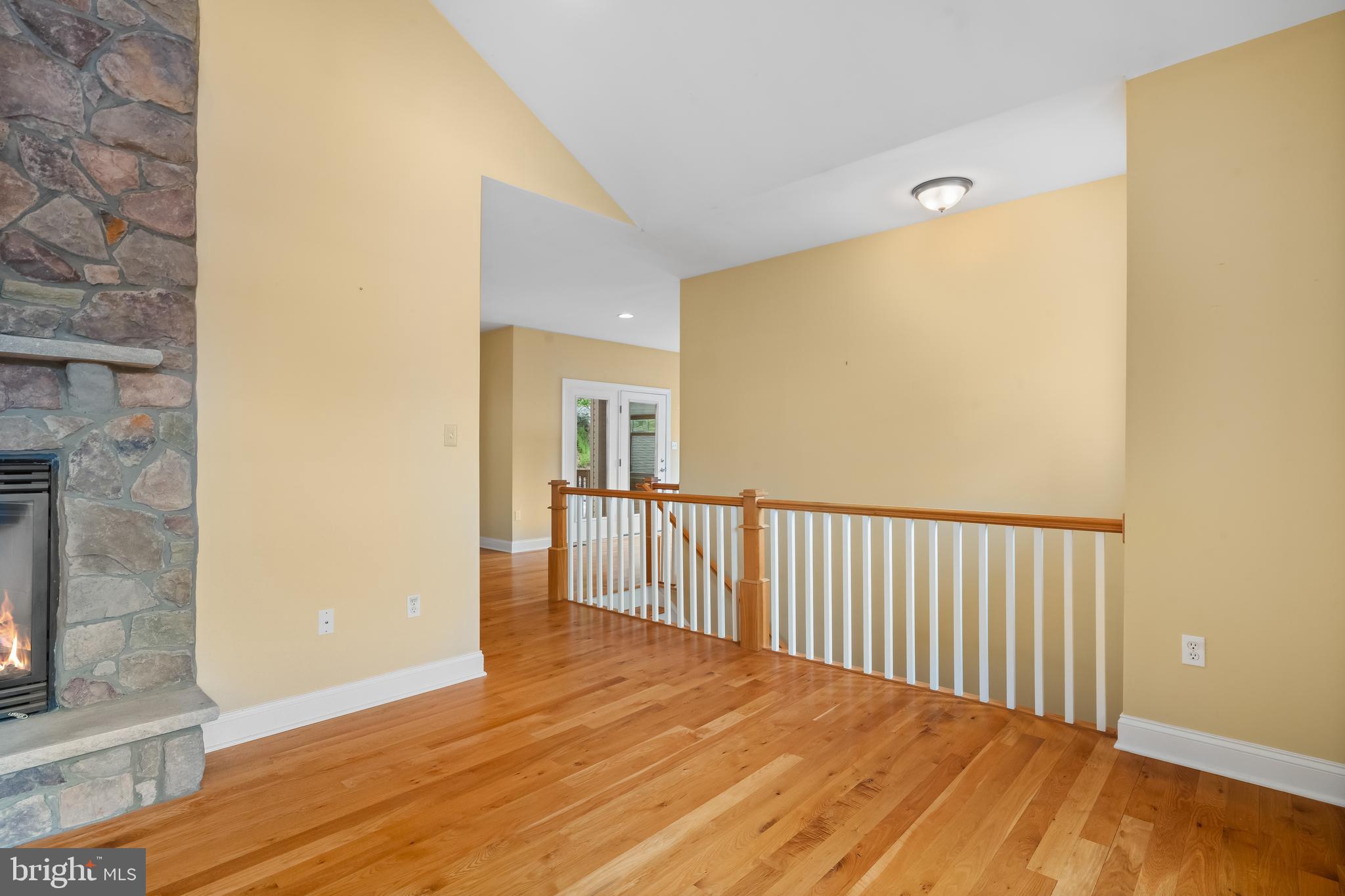 LAURELWOODS II - Residential