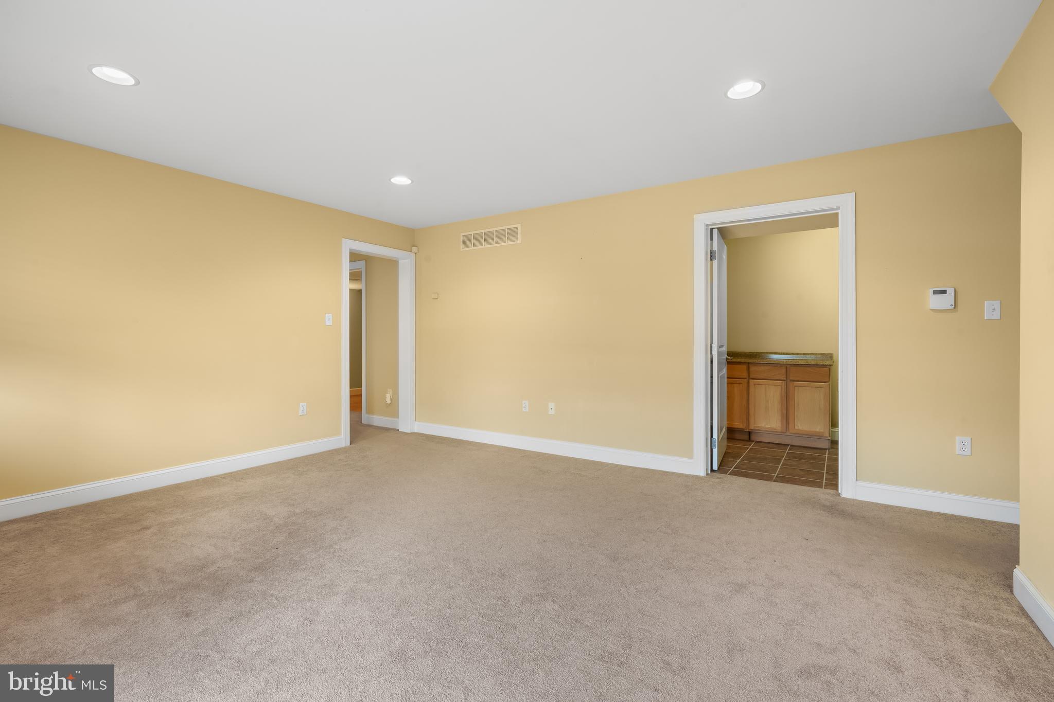 LAURELWOODS II - Residential