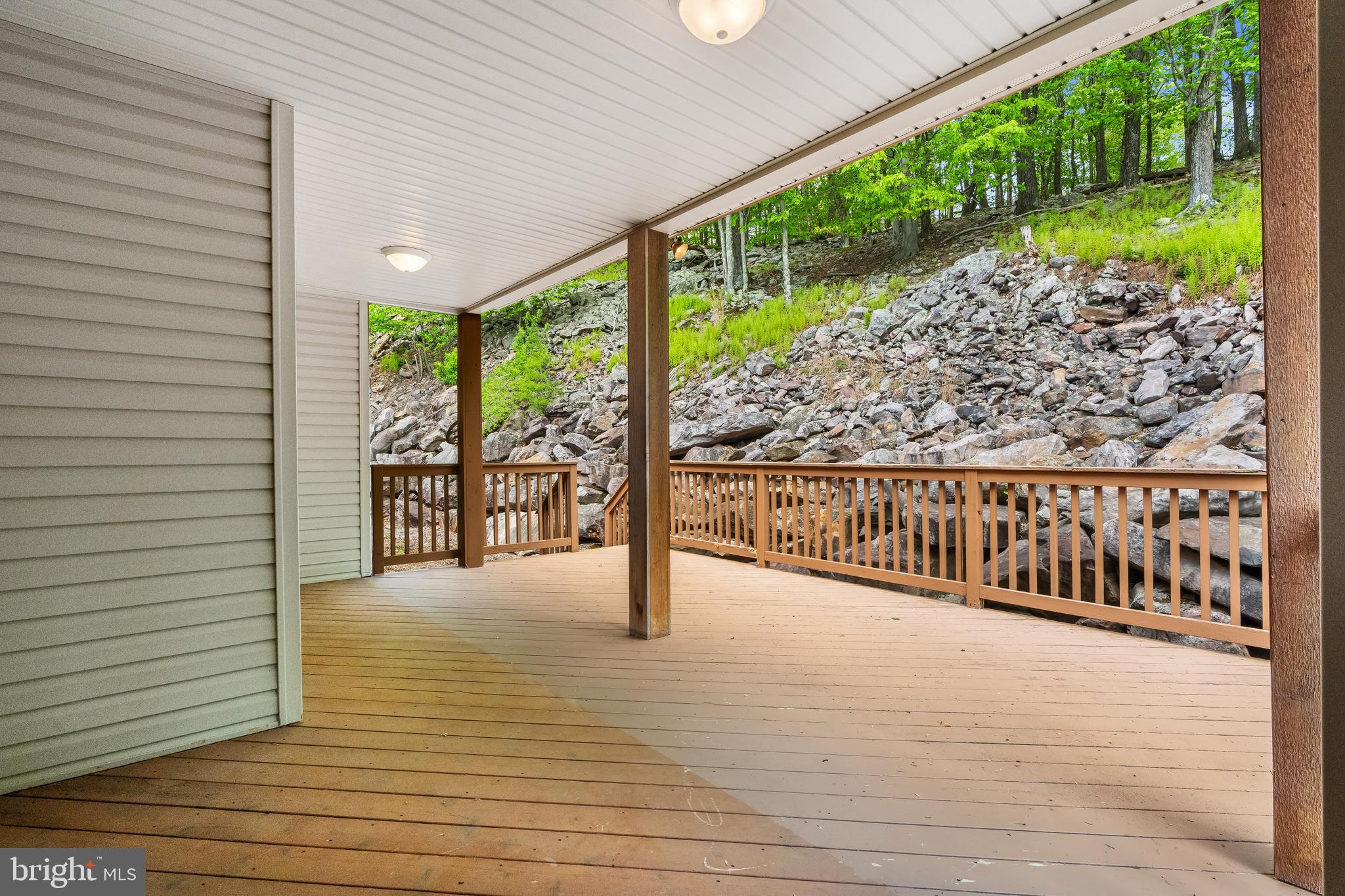 LAURELWOODS II - Residential