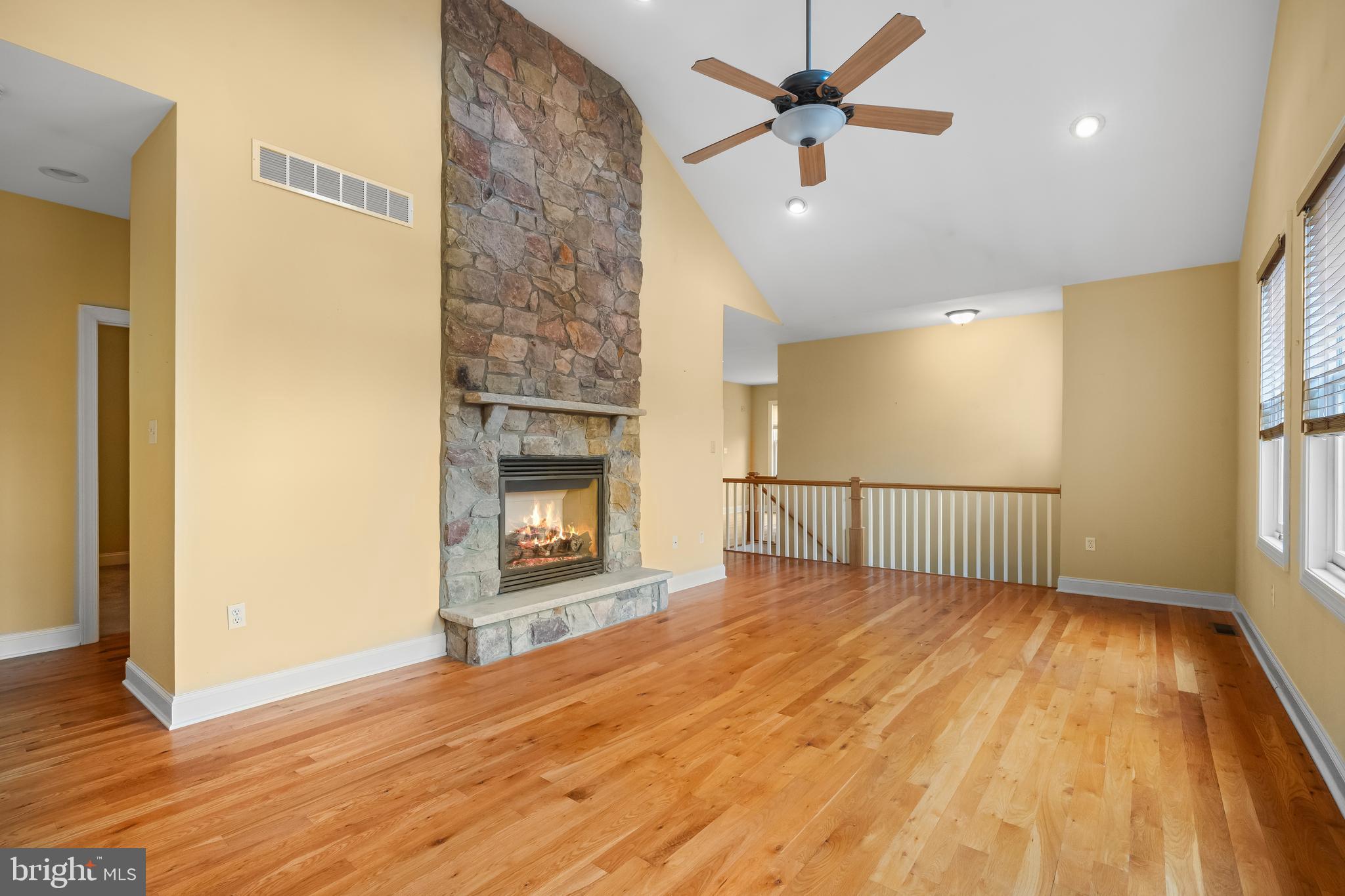 LAURELWOODS II - Residential