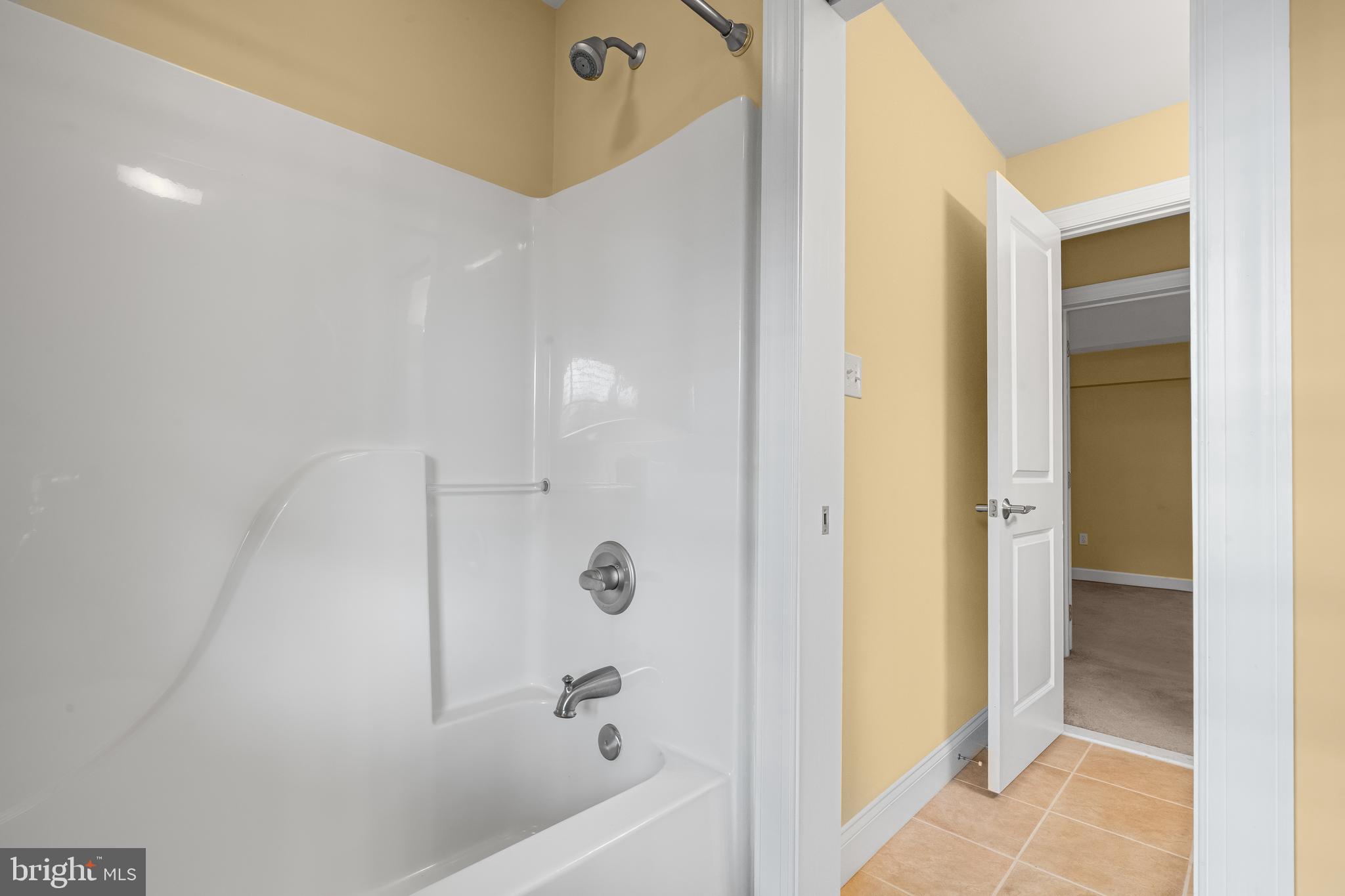 LAURELWOODS II - Residential