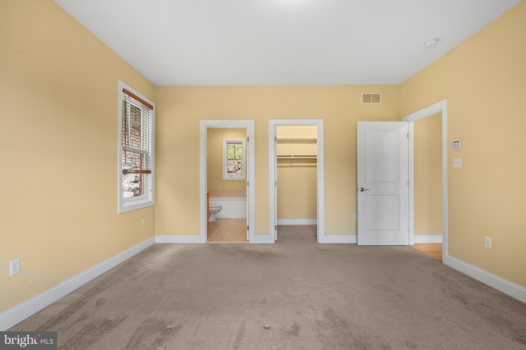 LAURELWOODS II - Residential
