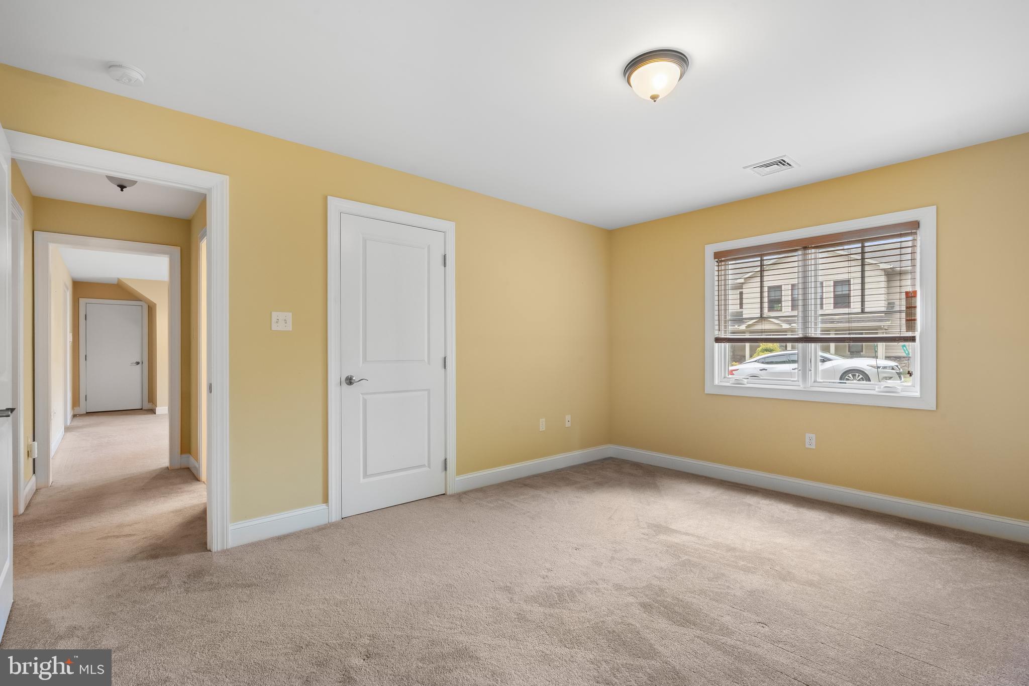LAURELWOODS II - Residential