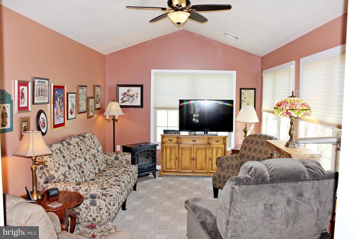 BROOKSHIRE - Residential