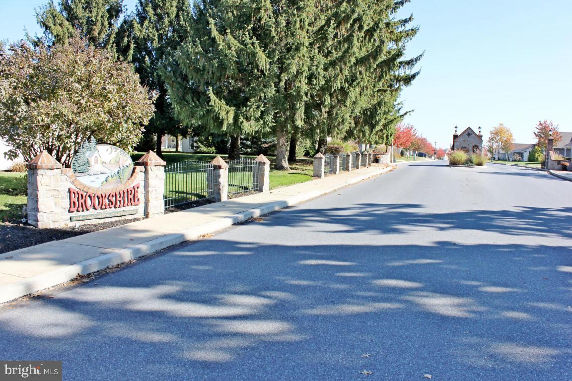 BROOKSHIRE - Residential