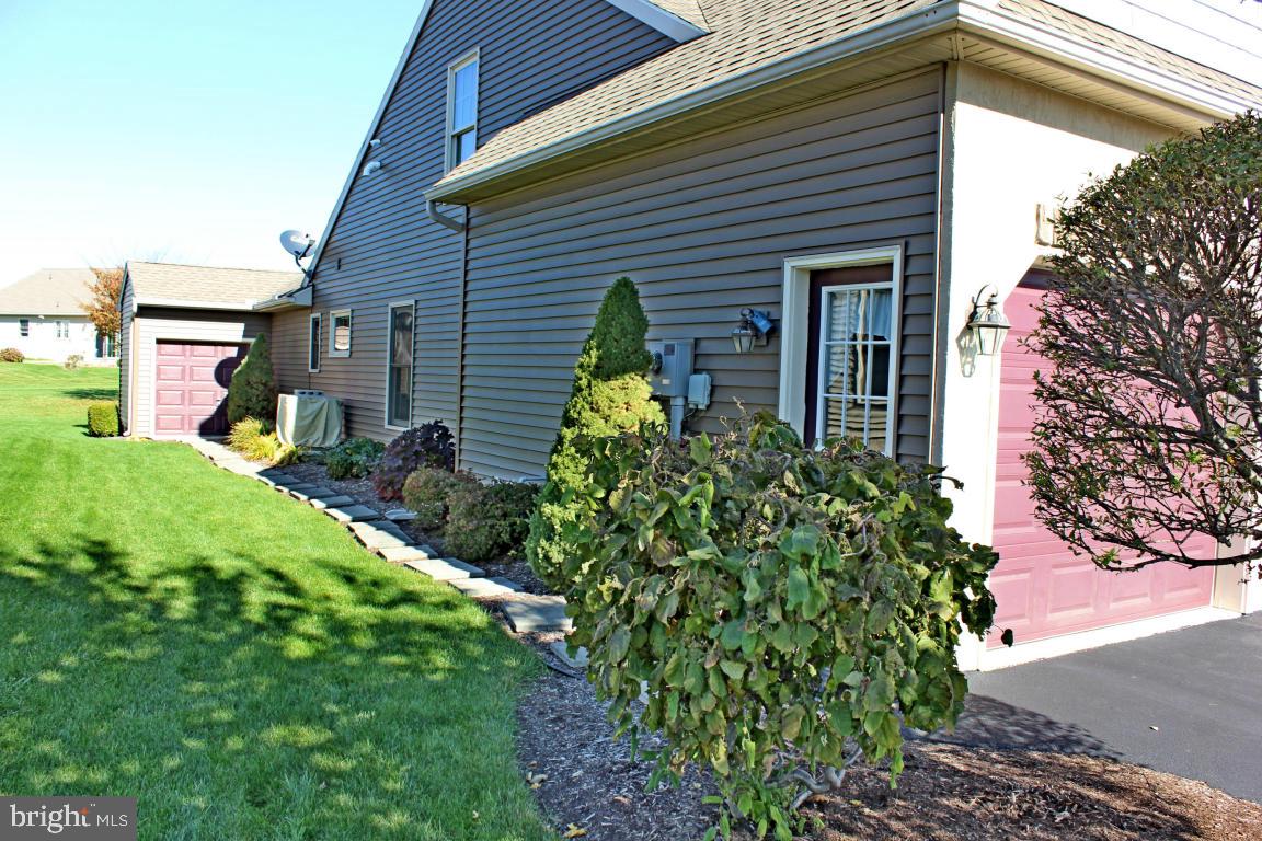 BROOKSHIRE - Residential