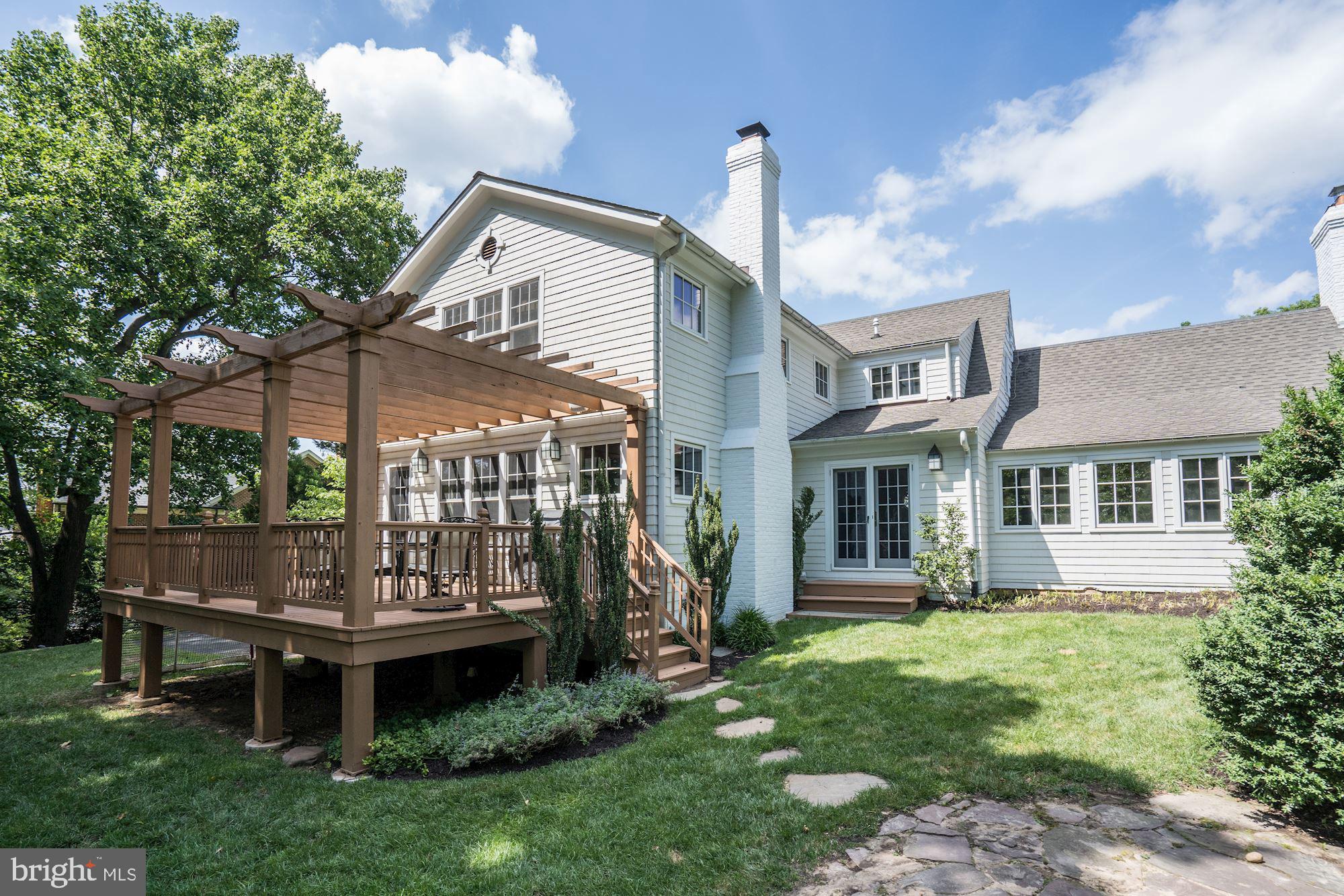 SHIRLEY WOODS - Residential